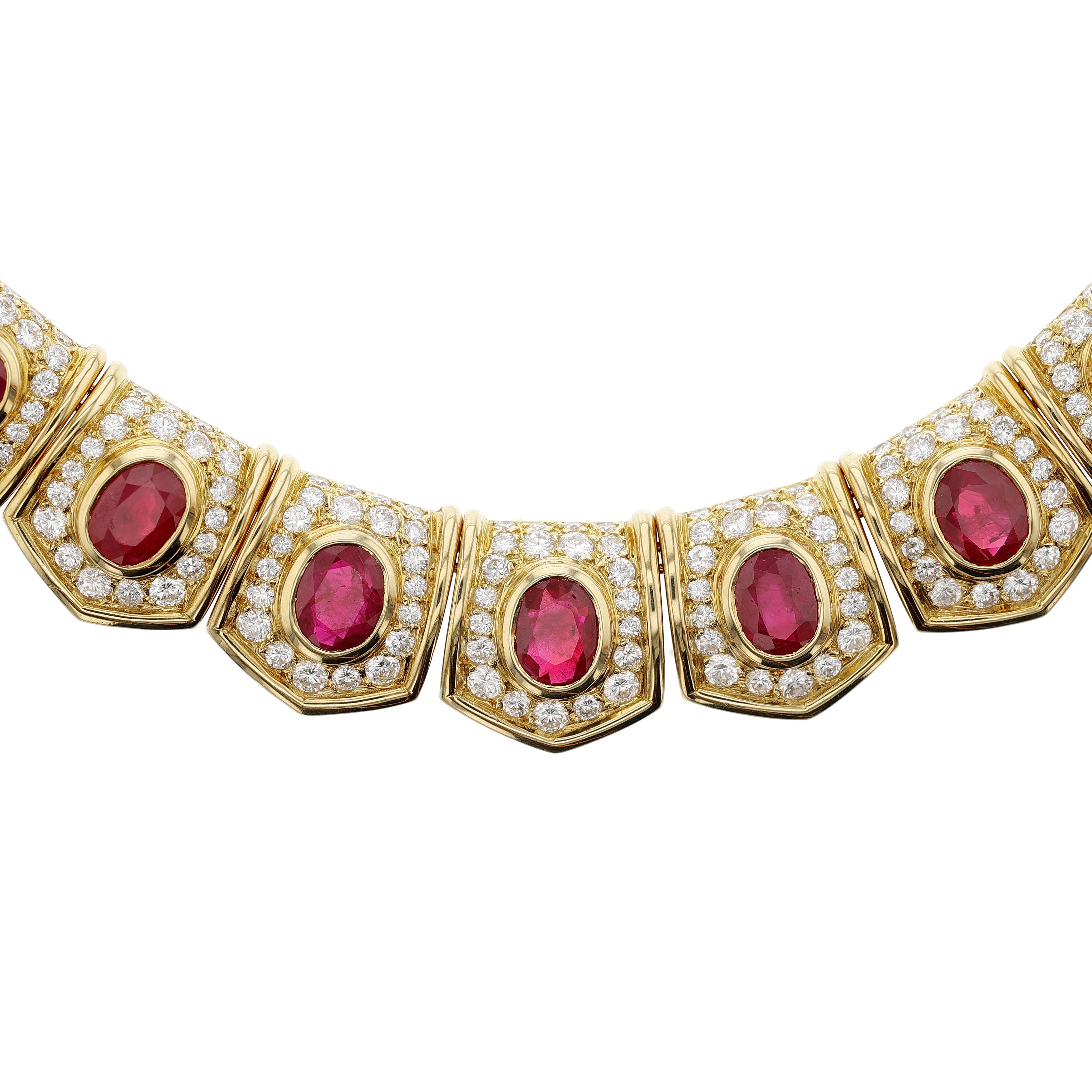 Van Cleef and Arpels Ruby and Diamond, Necklace & Earrings, French, Maker's Mark In Excellent Condition For Sale In New York, NY