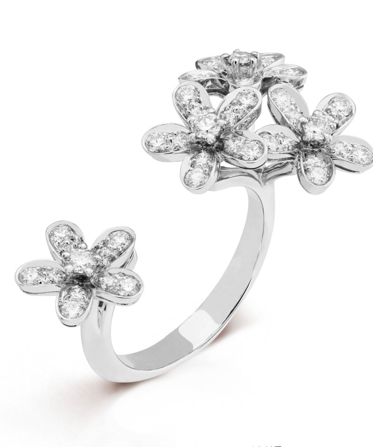 Van Cleef and Arpels Socrate entre les doigts en vente 4