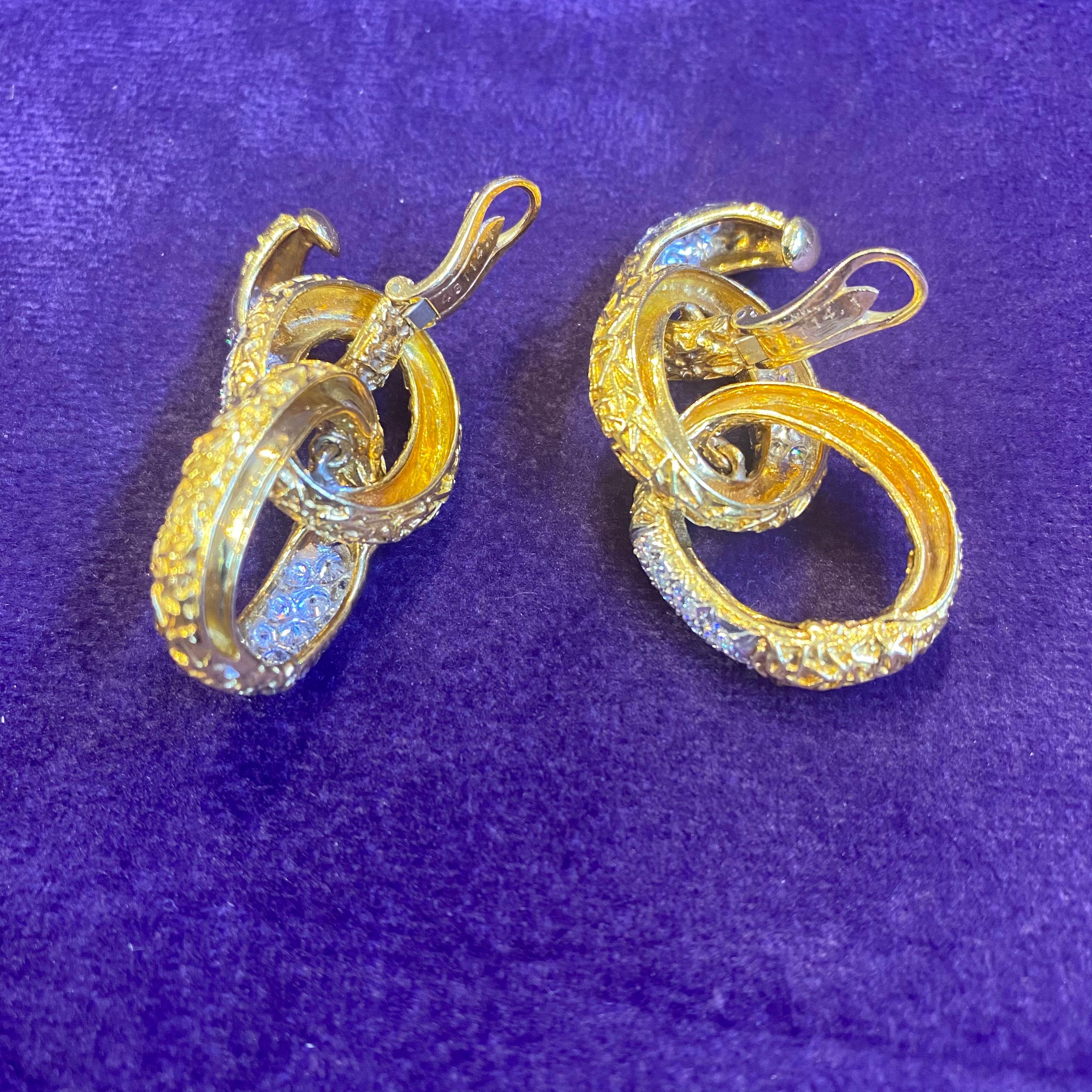 Van Cleef und Arpels Ohrringe aus Gold und Diamanten mit drei Gliedern 1