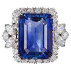 Van Cleef and Arpels unheated 17 Carat Ceylon Sapphire and Diamond Ring