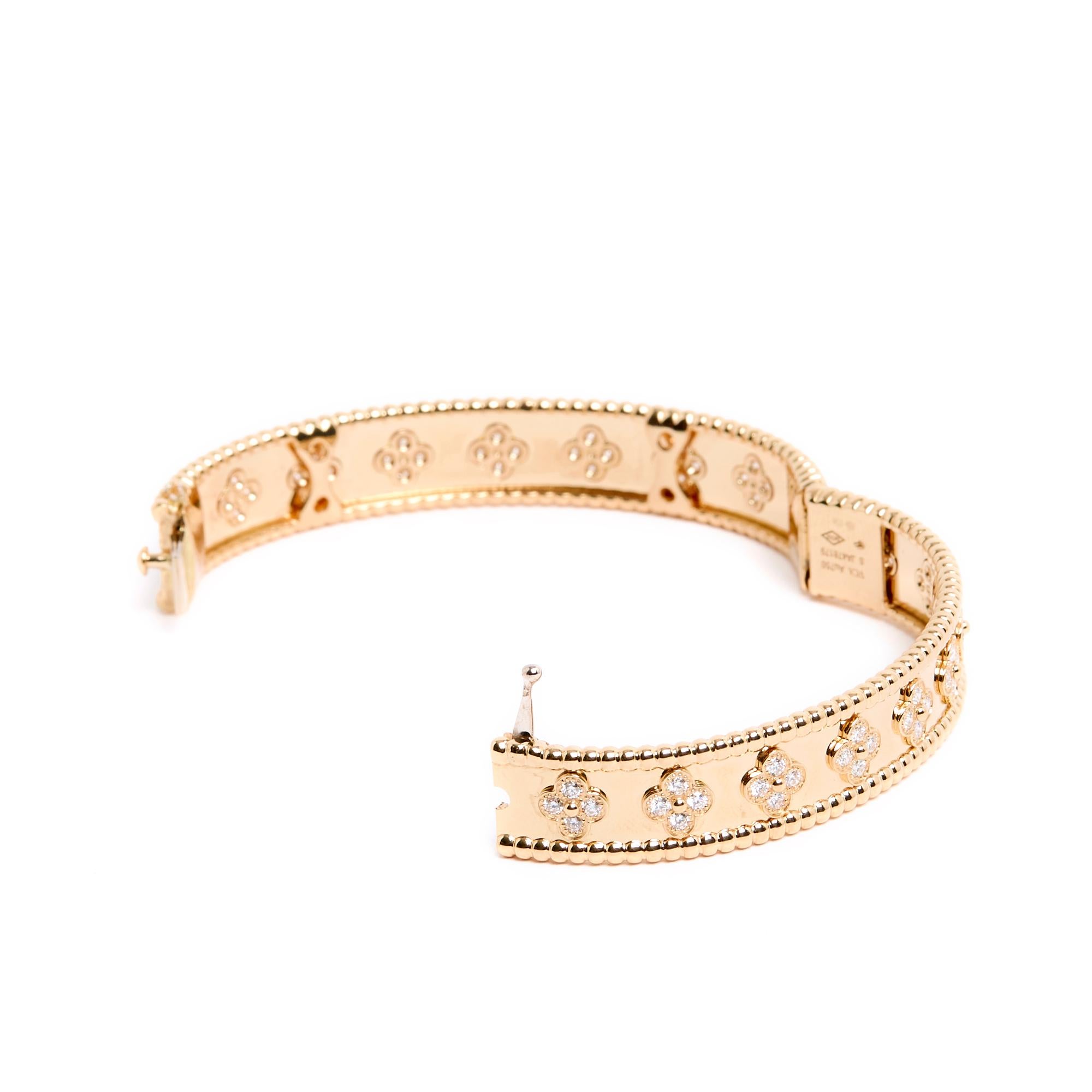 Women's or Men's Van Cleef and Arpels VCA Perlee Alhambra Gold Diamonds Full set For Sale