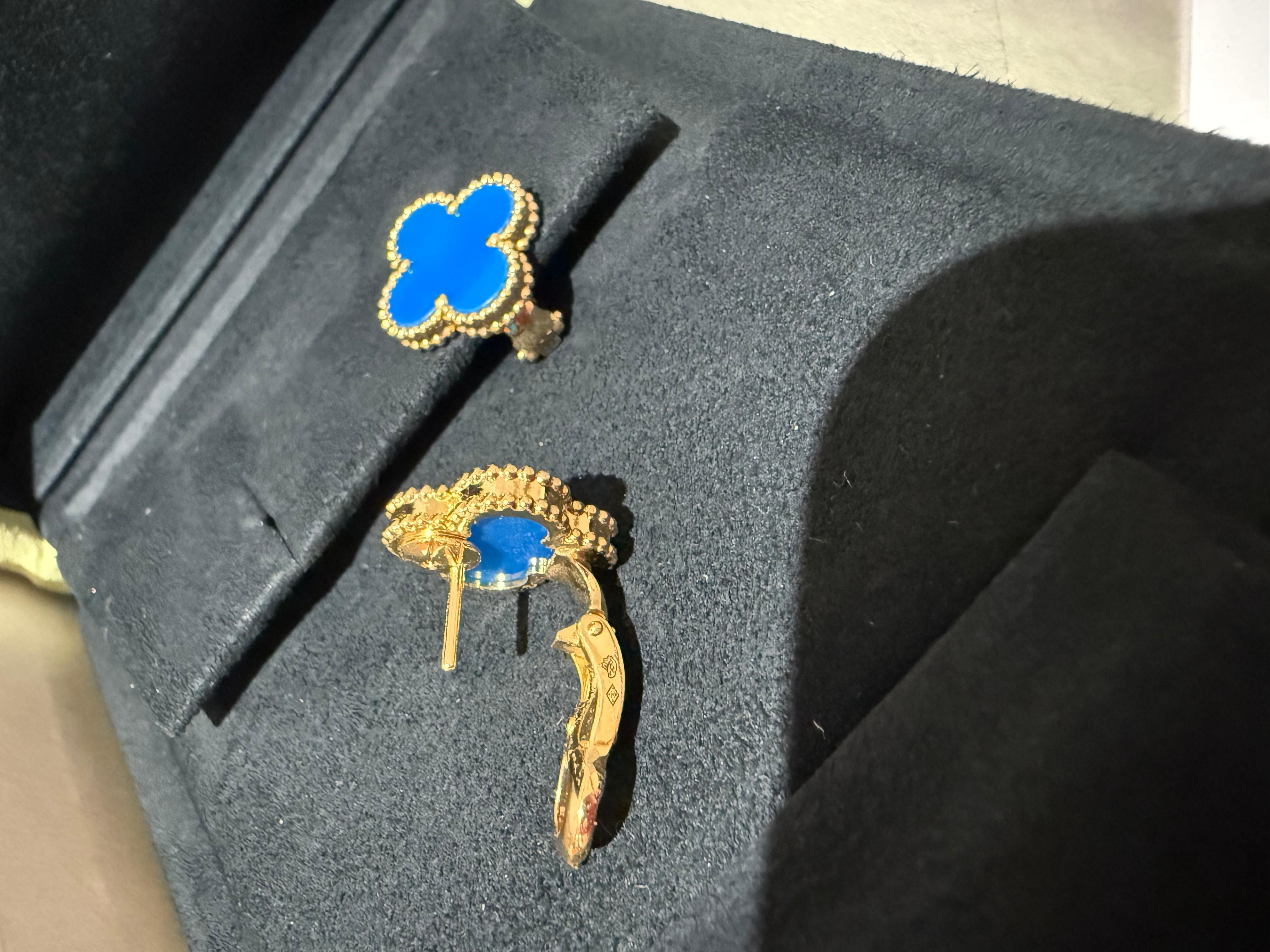 Van Cleef and Arpels Vintage Alhambra Blue Agate earrings In New Condition For Sale In London, England