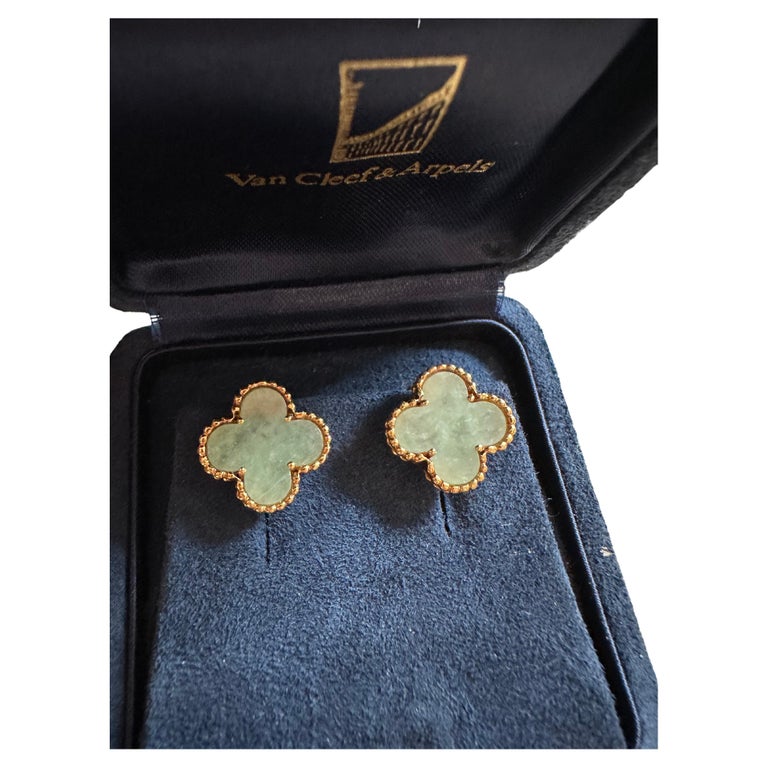 Van Cleef and Arpels, boucles d'oreilles vintage Alhambra en or et jade ...