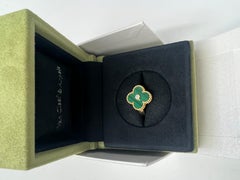 Van Cleef and Arpels Vintage Alhambra Malachite ring