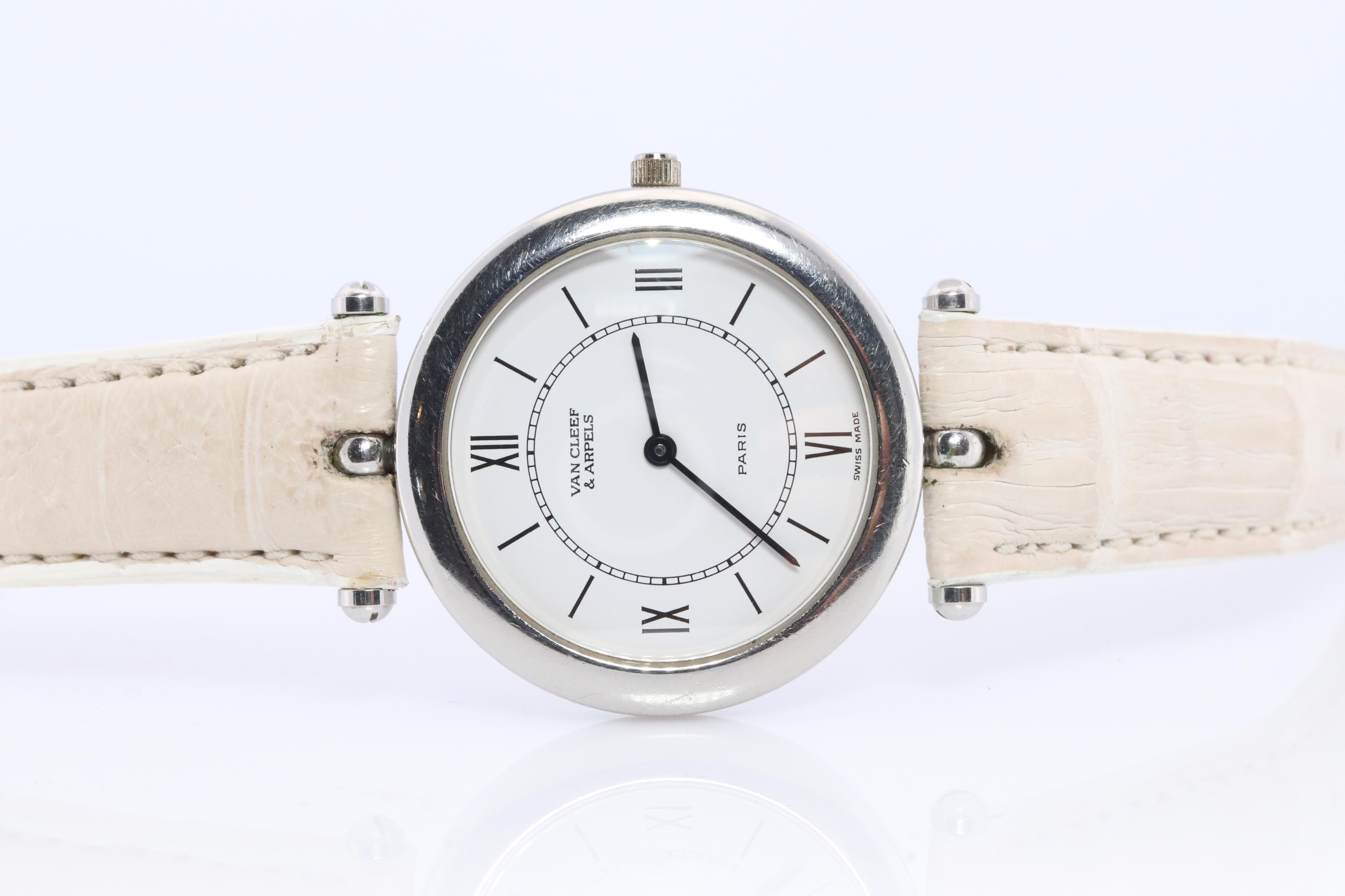 Uhr von Van Cleef & Arpels. VCA 53140 La Collection SS Rund 31mm Uhr (Moderne) im Angebot