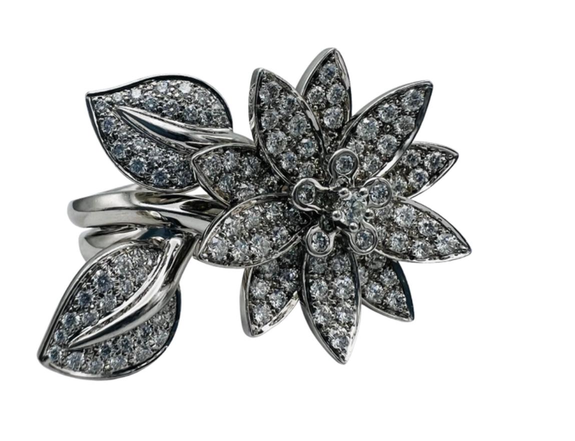 Round Cut Van Cleef and Arpels White Gold and Diamond Lotus Cocktail Ring 