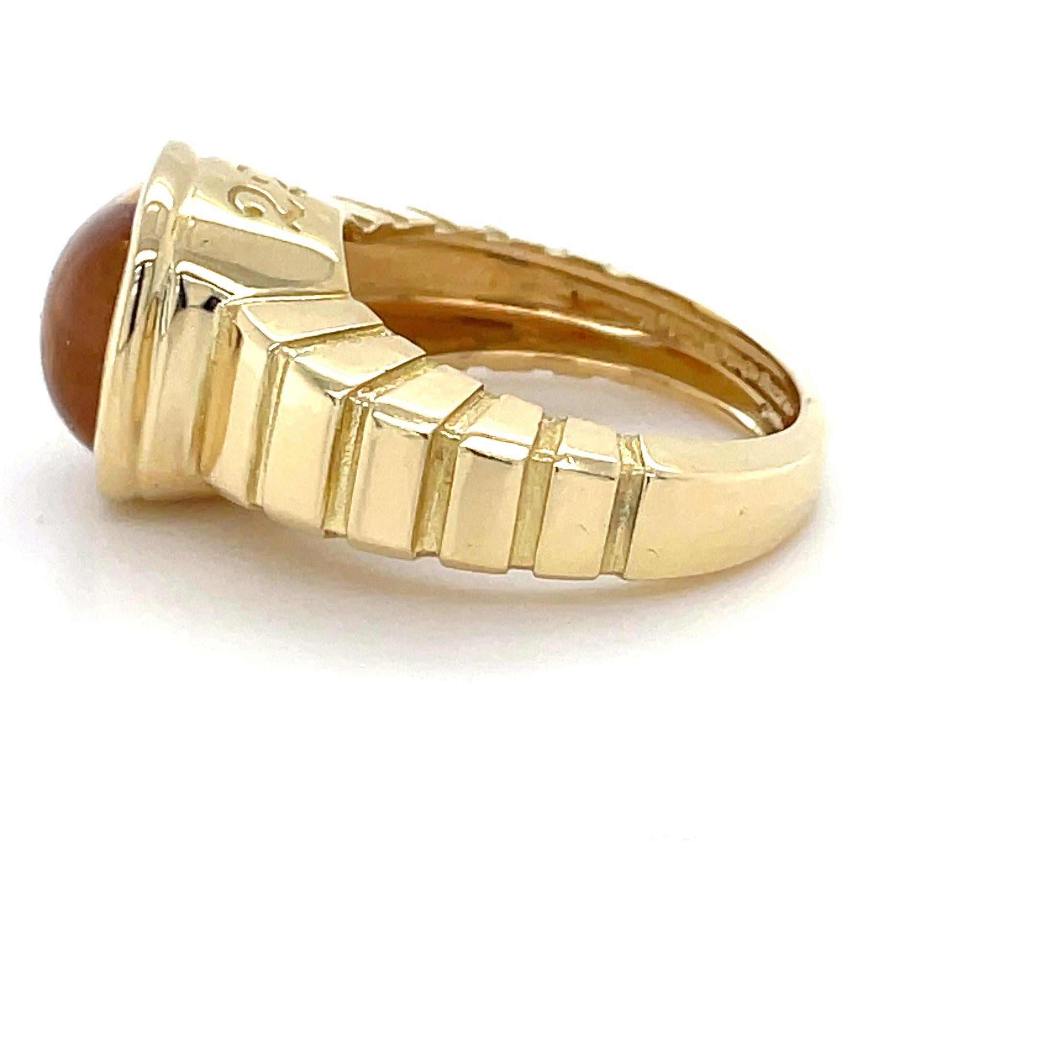 Contemporary Van Cleef and Arpels, Yellow Gold and Citrine 'Facade' Ring For Sale