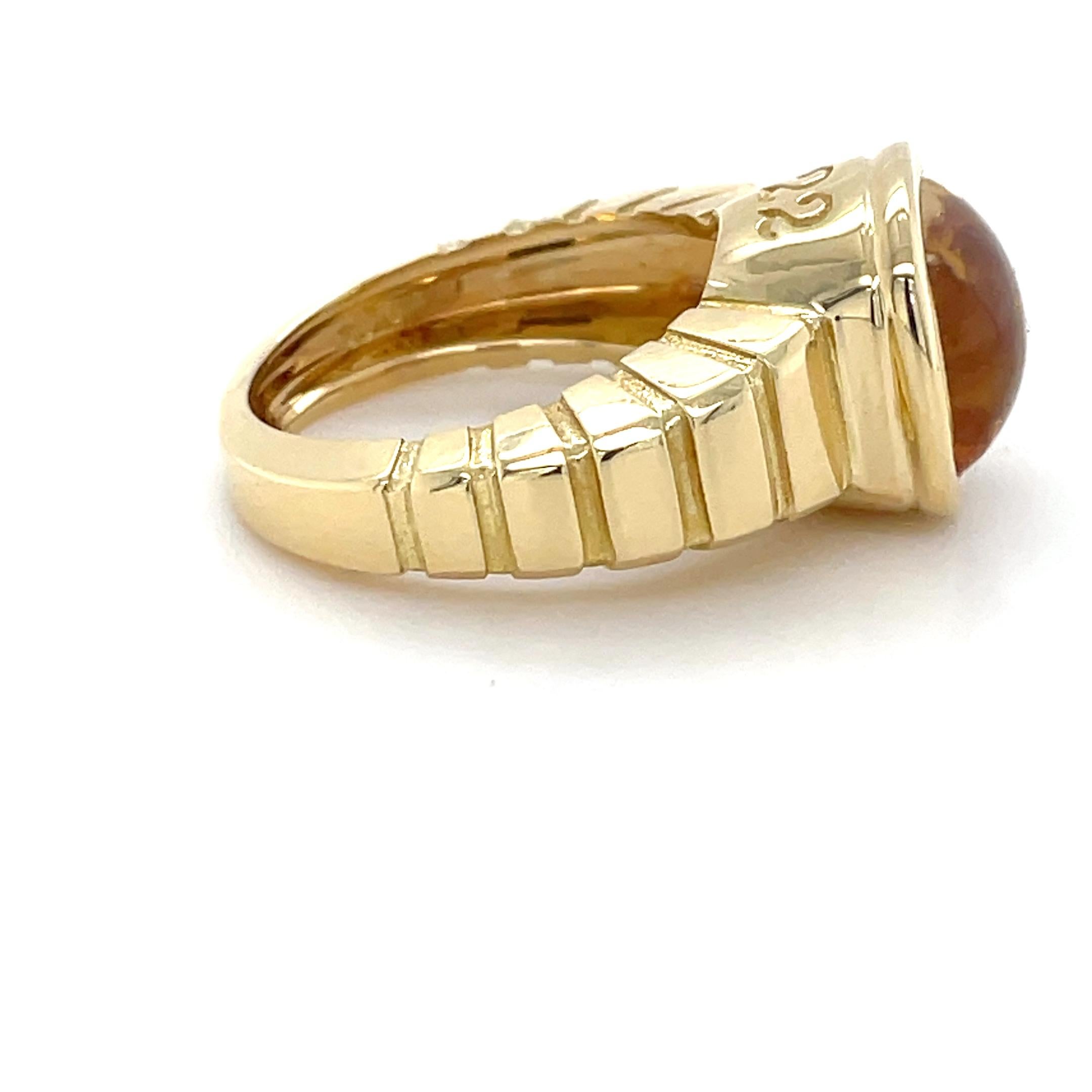 Van Cleef and Arpels, Yellow Gold and Citrine 'Facade' Ring In Excellent Condition For Sale In Chicago, IL