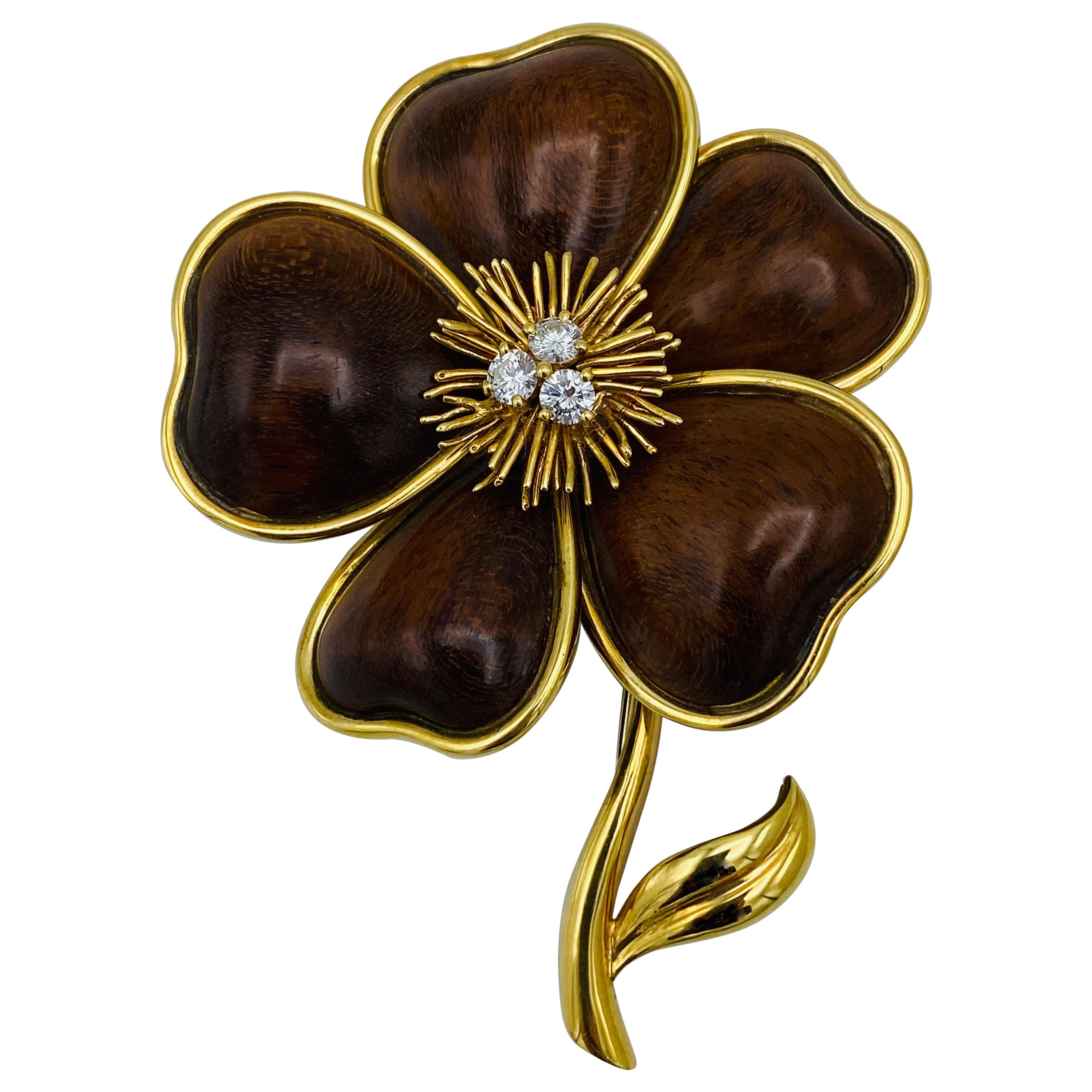 Van Cleef and Arpels Clematis Yellow Gold, Wood and Diamond Flower Clip Brooch  For Sale