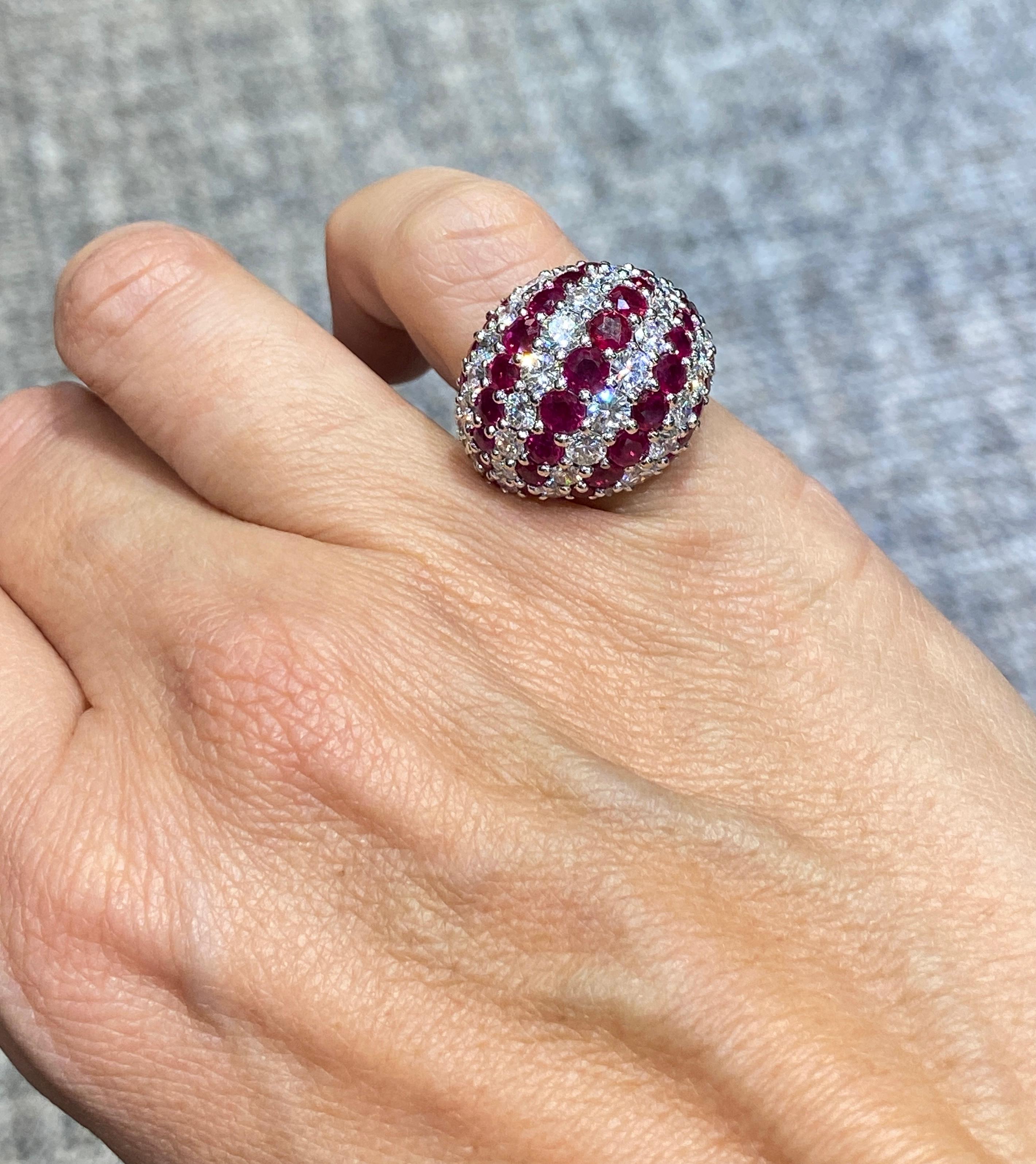 Van Cleef & Appels 1970er Diamant- und Rubinbombenring (Rundschliff)
