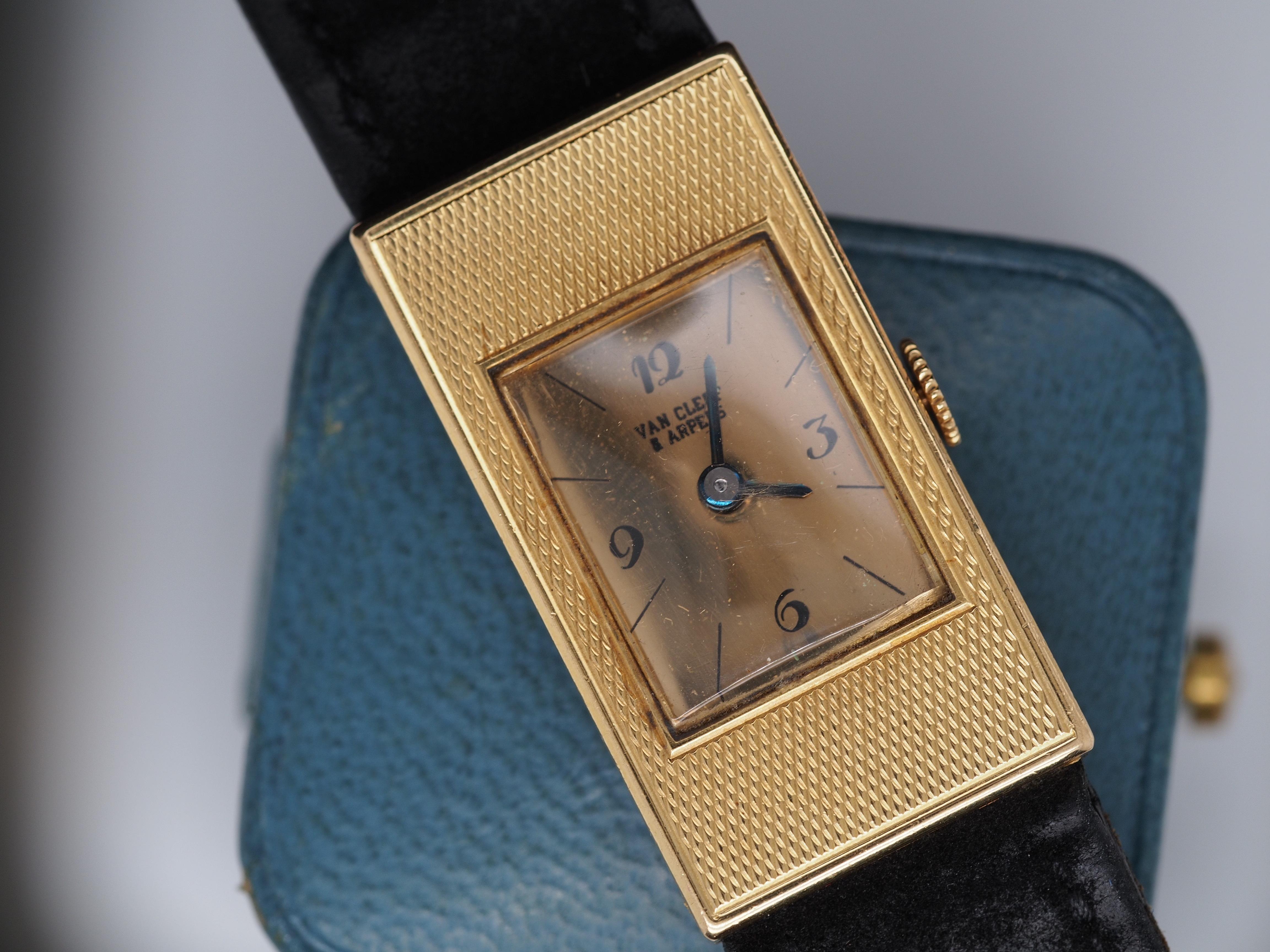 Van Cleef & Arels: 18 Karat Gelbgold Uhr mit Handaufzug (Retro) im Angebot