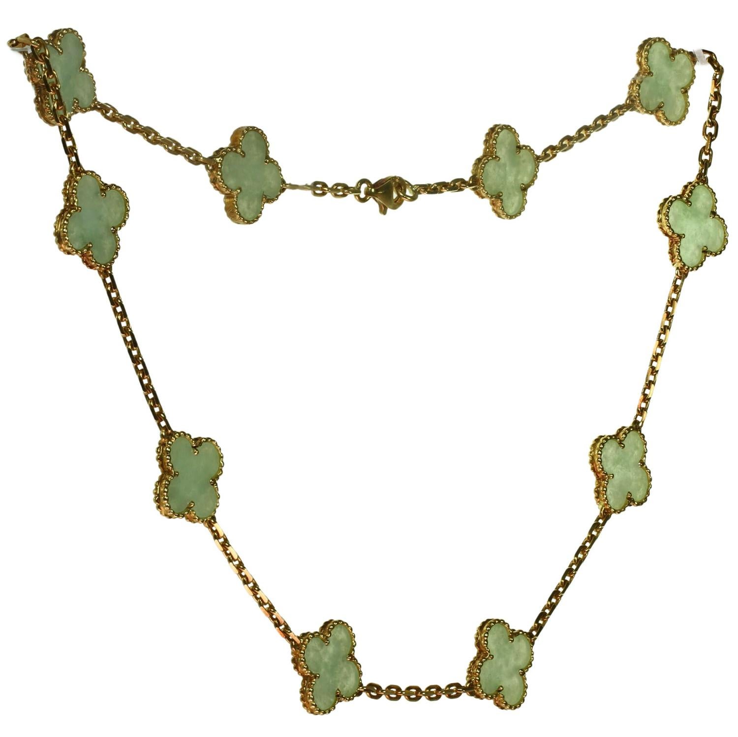 VAN CLEEF & ARPEL Alhambra Halskette mit 10 Motiven aus grüner Jade 18k Gelbgold 2