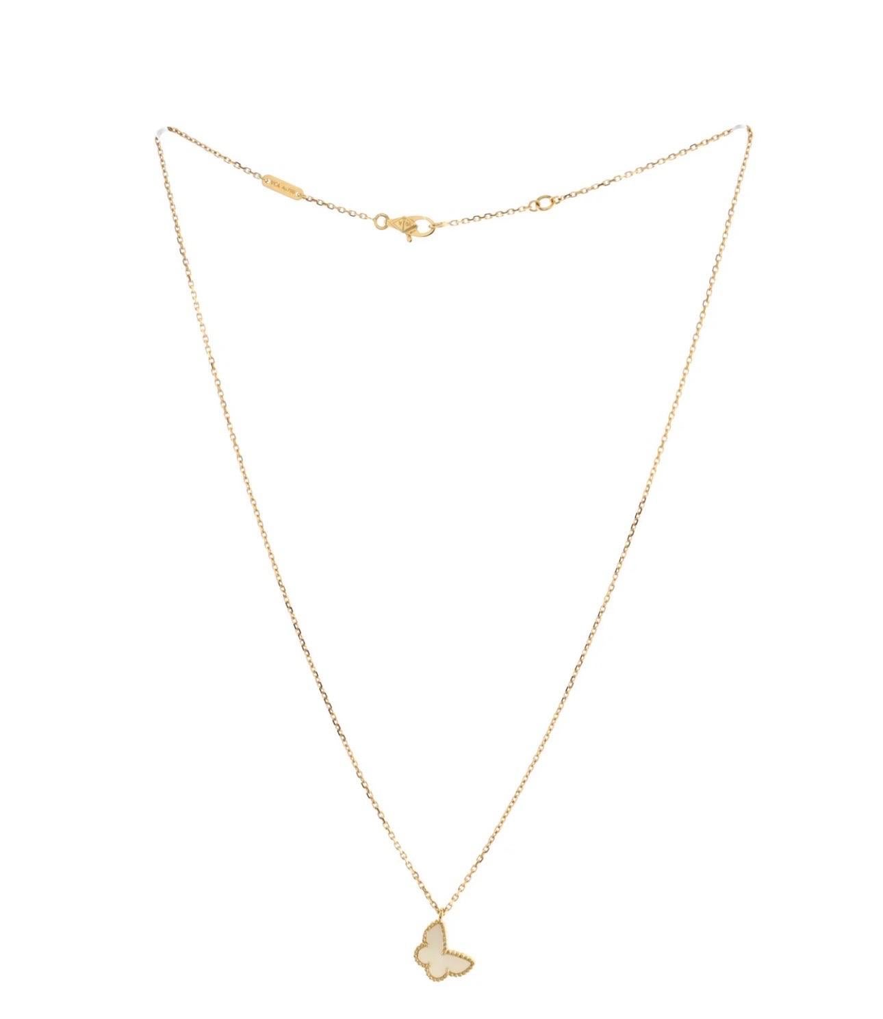 Women's Van Cleef & Arpel MOTHER OF PEARL Butterfly Necklace Sweet Alhambra Yellow gold