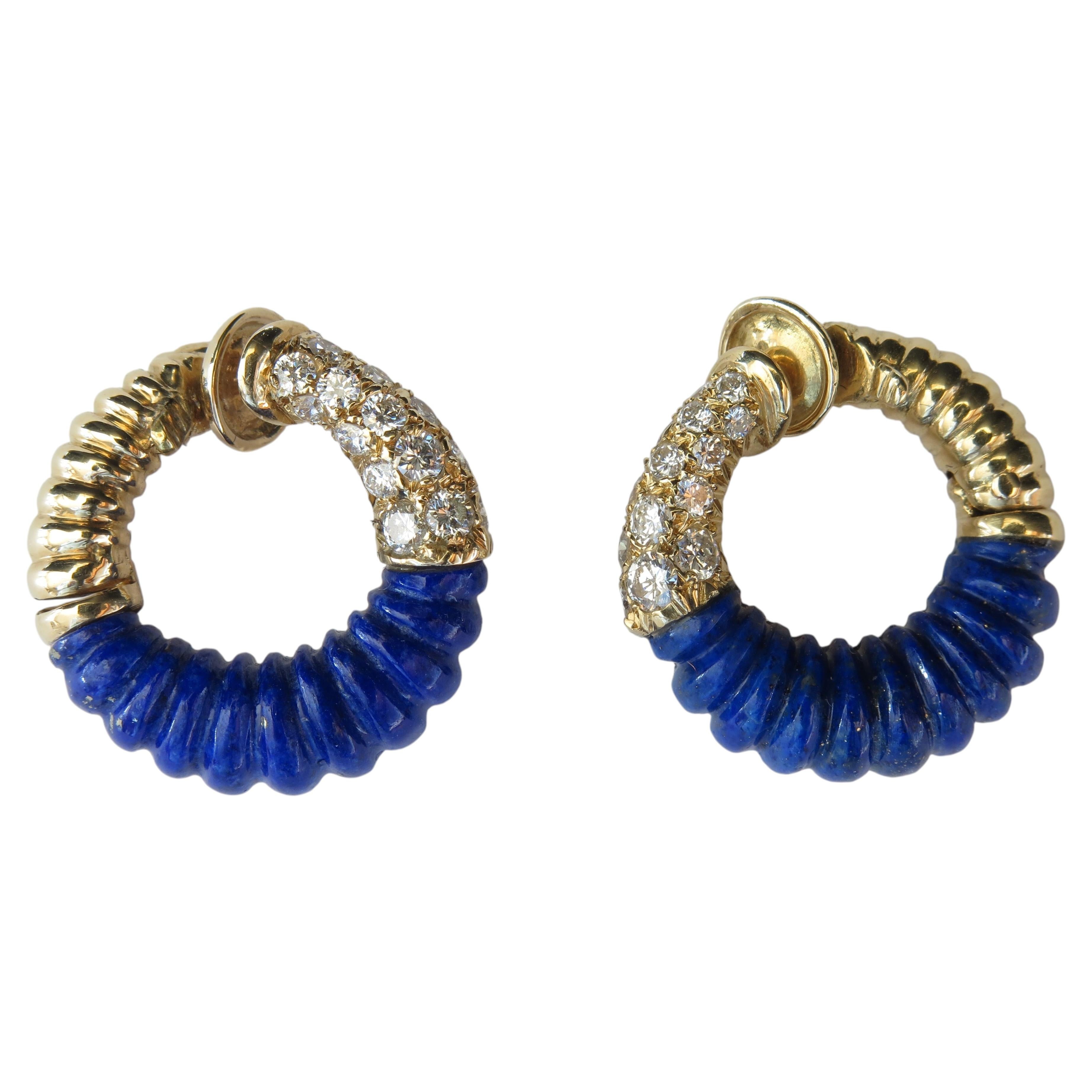 Van Cleef & Arpel Pair of Diamond Lapis Lazuli 18K Gold Hoop Earrings circa 1977 in vendita