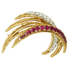 Van Cleef & Arpel Ruby Diamond 18K Gold Brooch Vintage