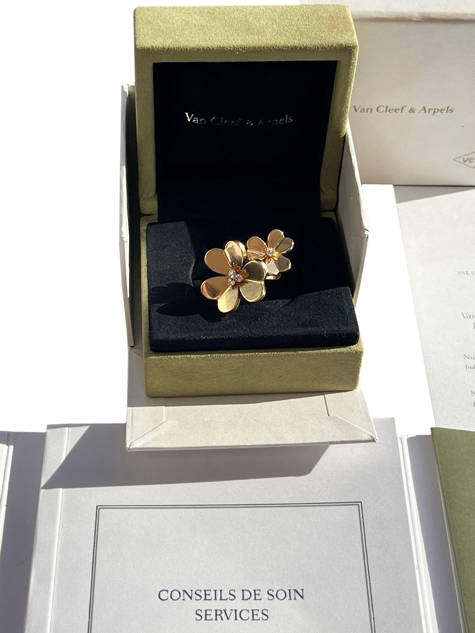 Van Cleef & Arpels 0.23ct Frivole Between the Finger 18K Yellow Gold Ring For Sale 1