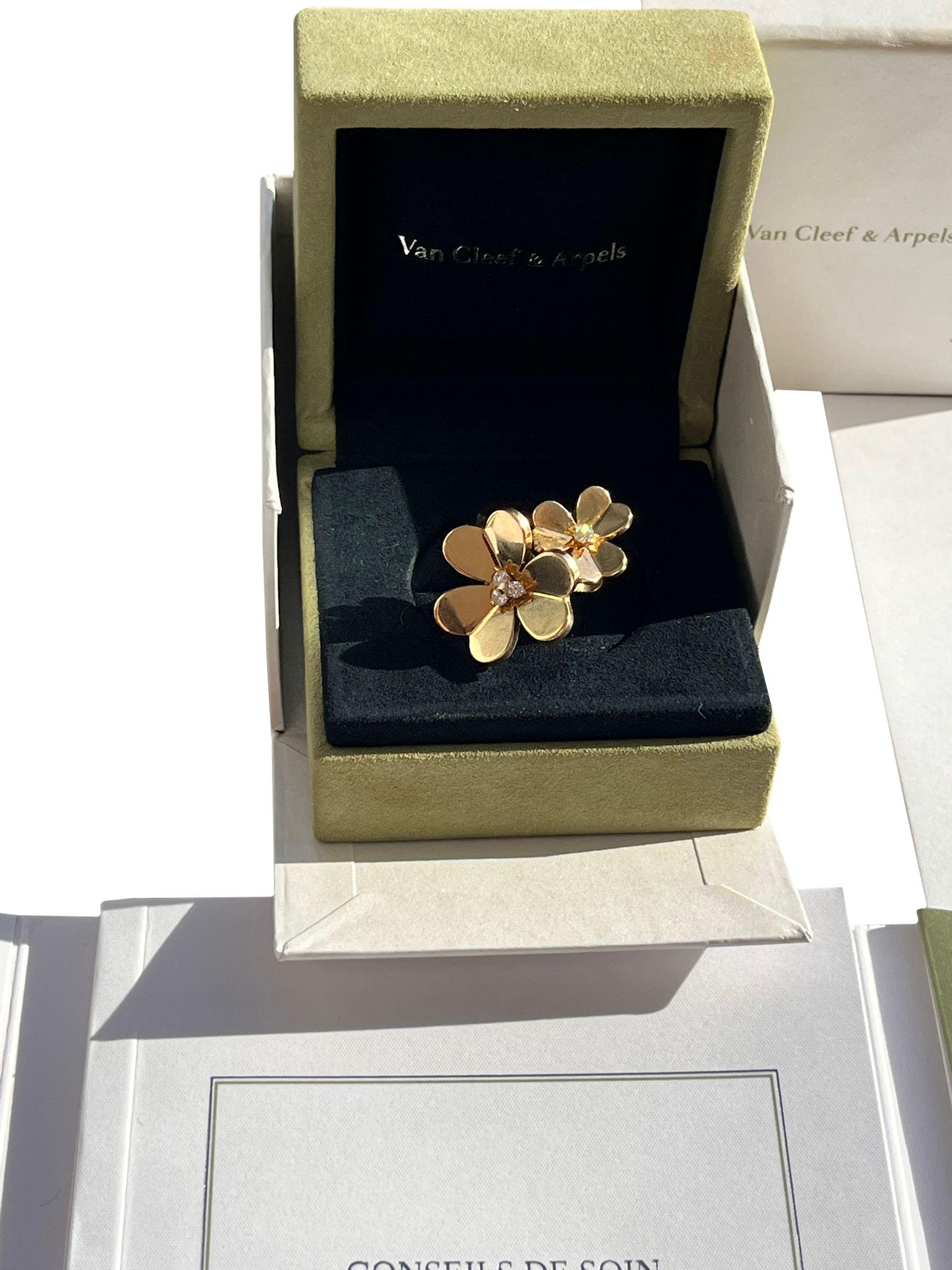 Van Cleef & Arpels 0.23ct Frivole Between the Finger 18K Yellow Gold Ring For Sale 2