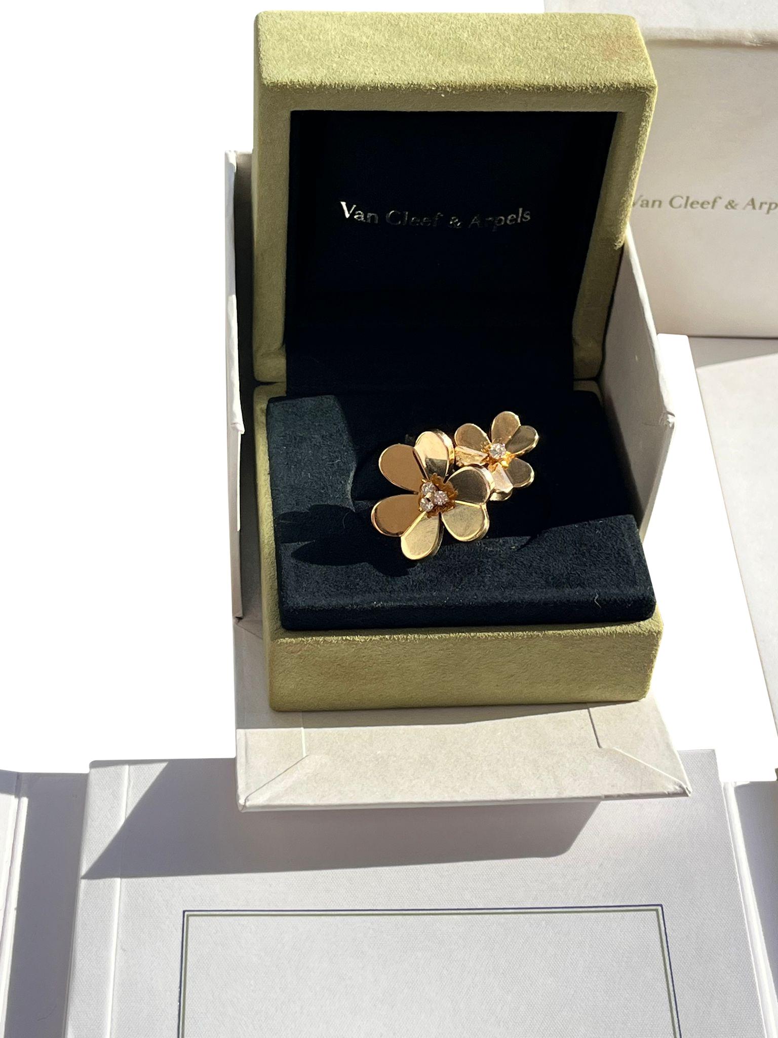 Van Cleef & Arpels 0.23ct Frivole Between the Finger 18K Yellow Gold Ring For Sale 3