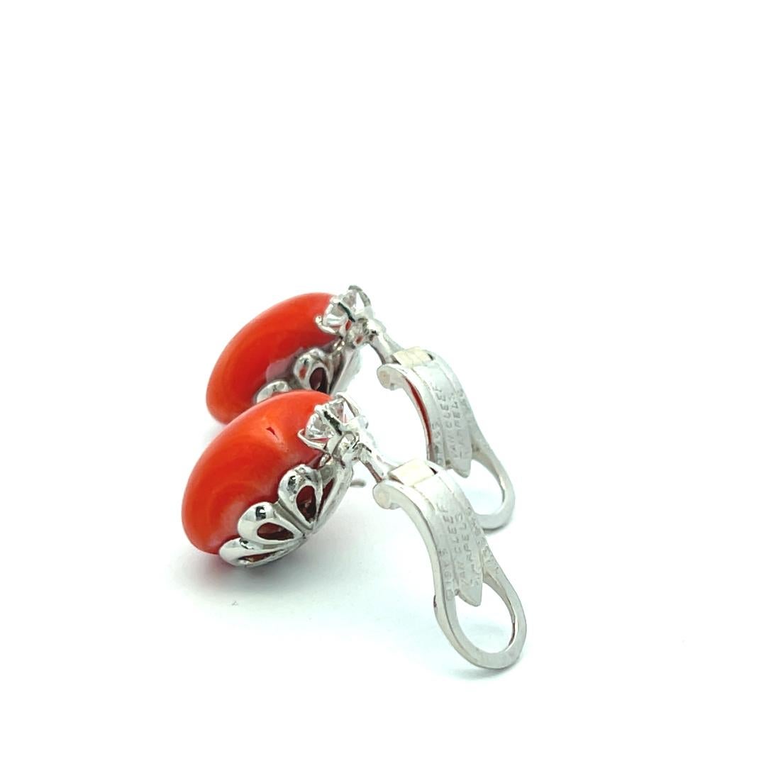 Van Cleef & Arpels 0.50 Carat Round Diamond Coral Platinum Clip On Earrings For Sale 6