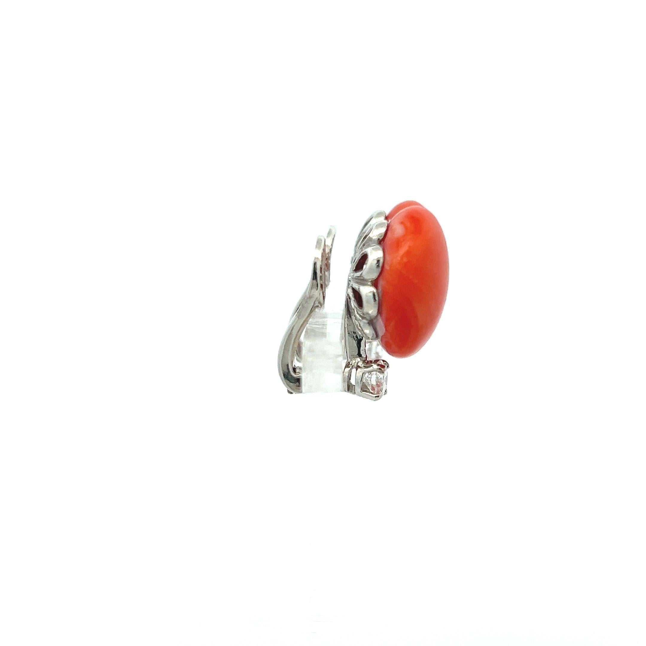 Designer:
Van Cleef & Arpels
Title:
Van Cleef & Arpels 0.50 Carat Round Brilliant F VS Diamond Platinum Clip On Earrings
Style:
Clip On
Metal:
Platinum
Gemstone 1:
0.5 Carat Diamond
Number of Stones:
2
Color:
F
Clarity:
VS
Shape:
Round