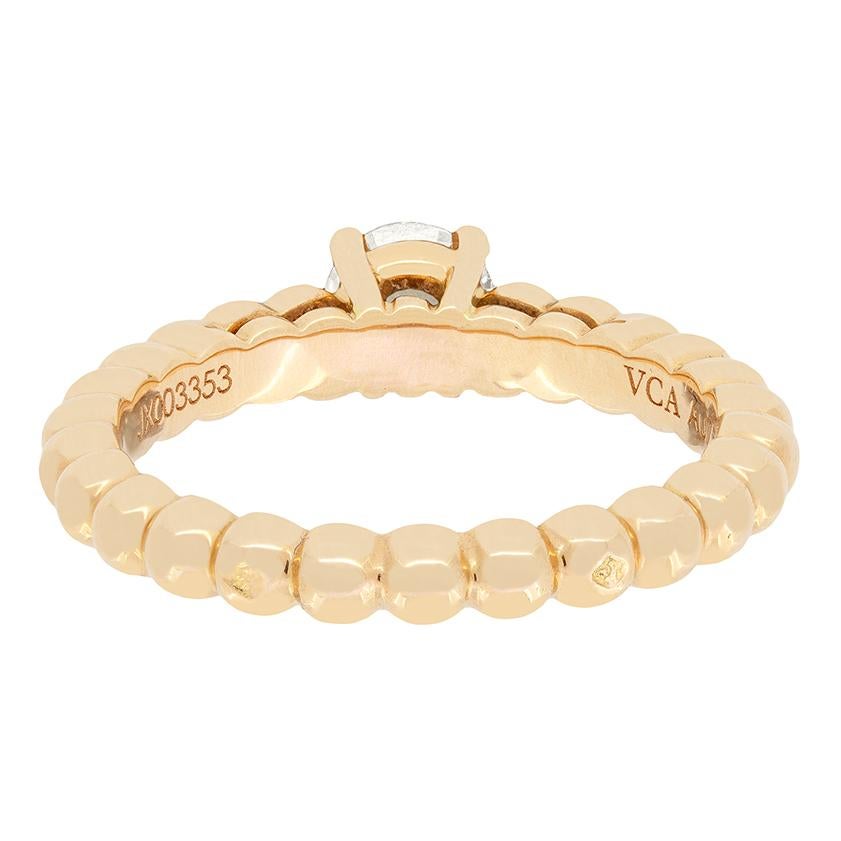 Van Cleef & Arpels Bague solitaire à diamant perlé de 0,51ct Bon état - En vente à London, GB