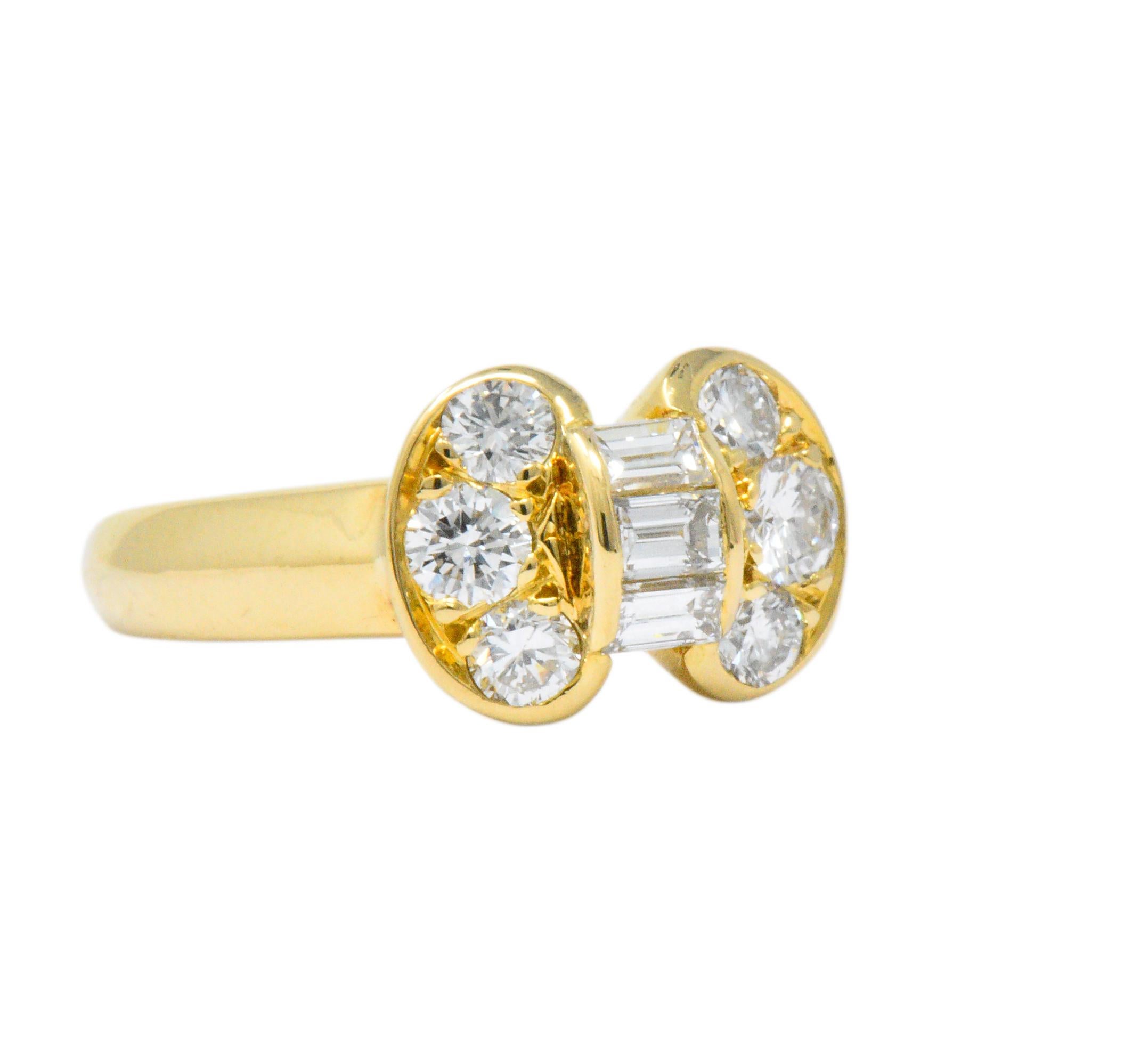 Round Cut Van Cleef & Arpels 0.60 Carat Diamond 18 Karat Yellow Gold Bow Ring
