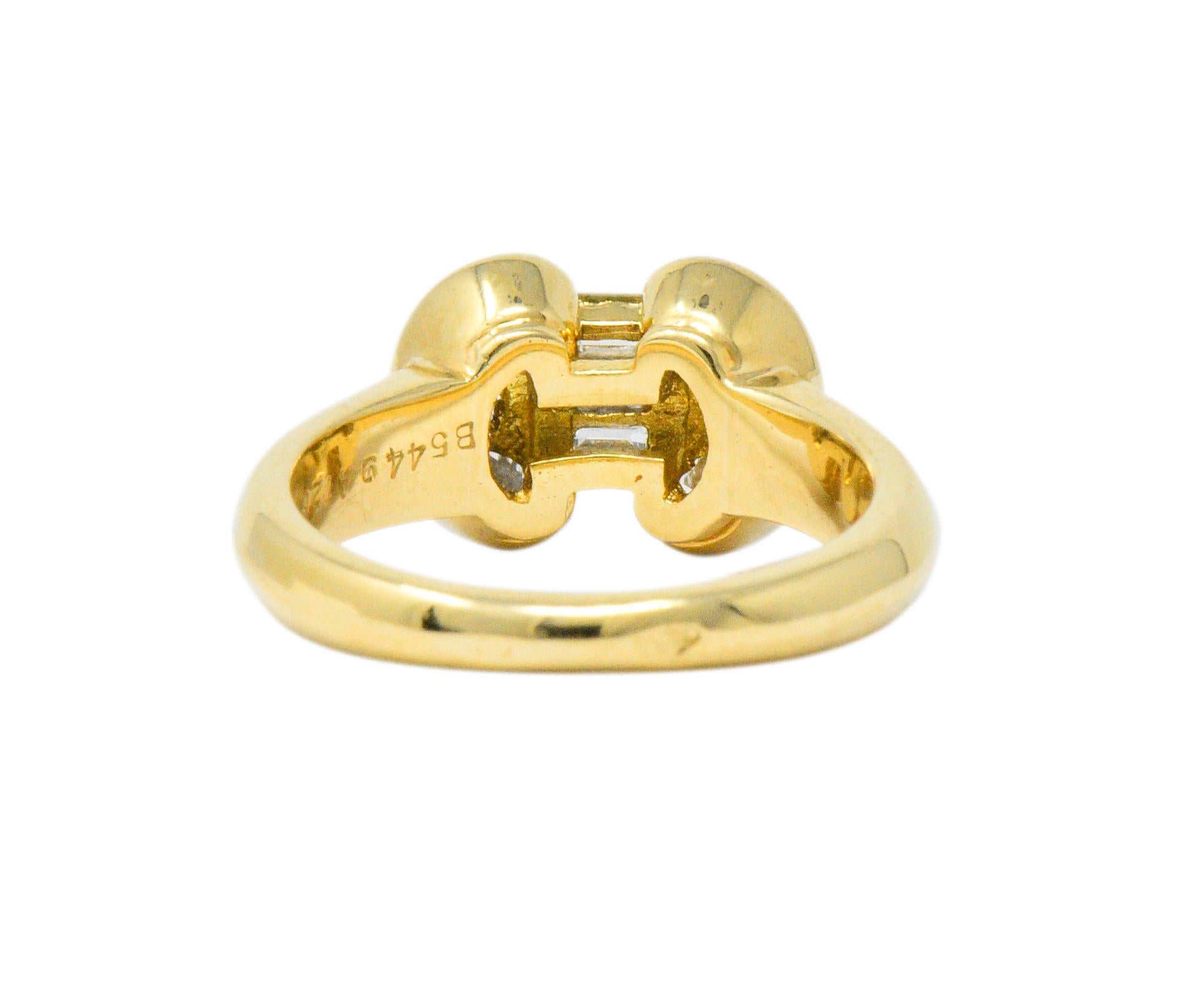 Women's or Men's Van Cleef & Arpels 0.60 Carat Diamond 18 Karat Yellow Gold Bow Ring