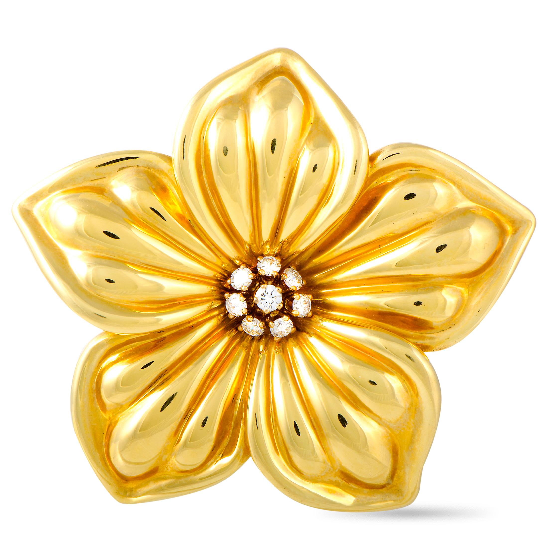 Van Cleef & Arpels 0.85 Carart Diamond Yellow Gold Flower Brooch In Excellent Condition In Southampton, PA