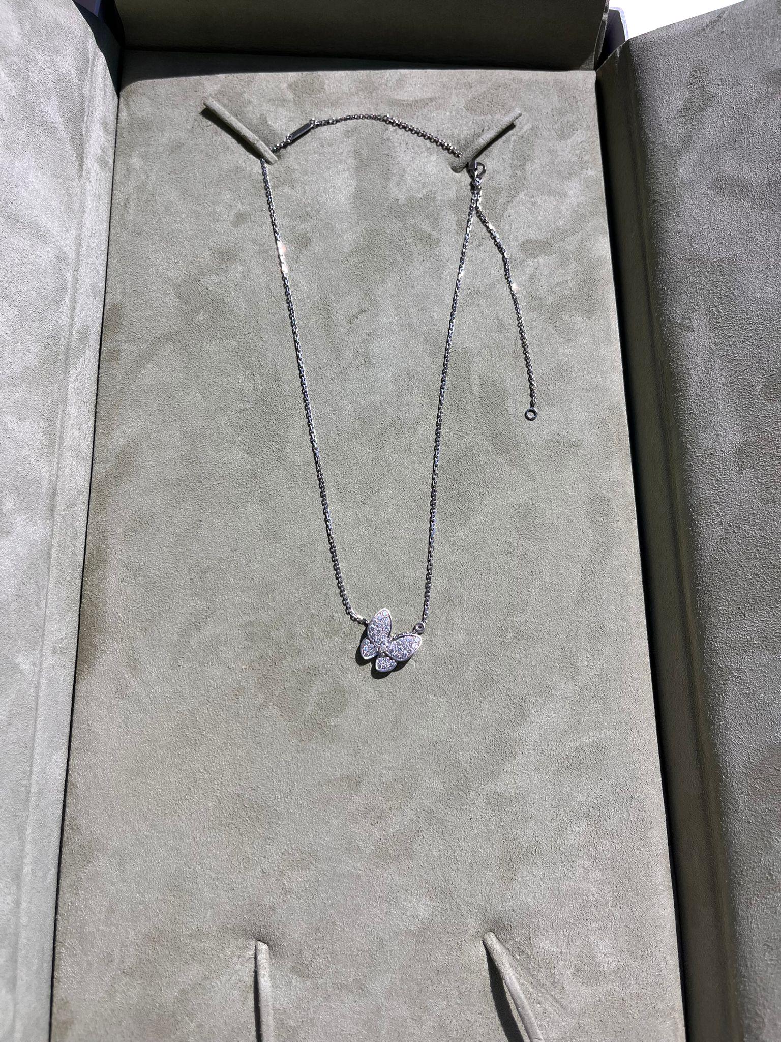 Donna Van Cleef & Arpels - Ciondolo a farfalla con diamanti rotondi e taglio marquise da 0,88 ct. in vendita