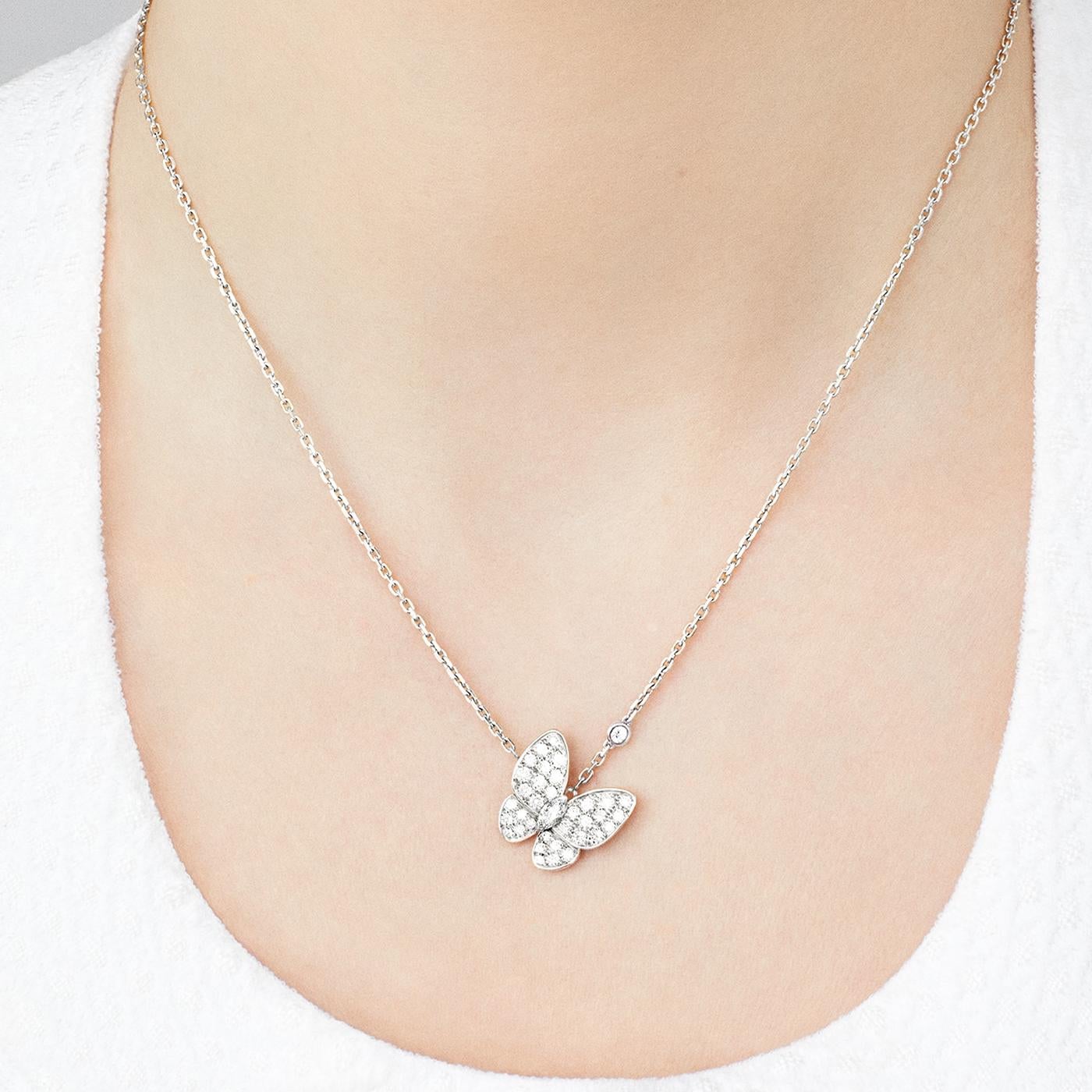 Van Cleef & Arpels - Ciondolo a farfalla con diamanti rotondi e taglio marquise da 0,88 ct. in vendita 3