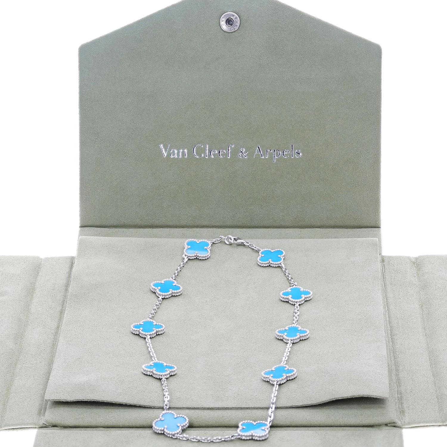 Van Cleef & Arpels 10 Motif Turquoise Alhambra Necklace In Excellent Condition In New York, NY