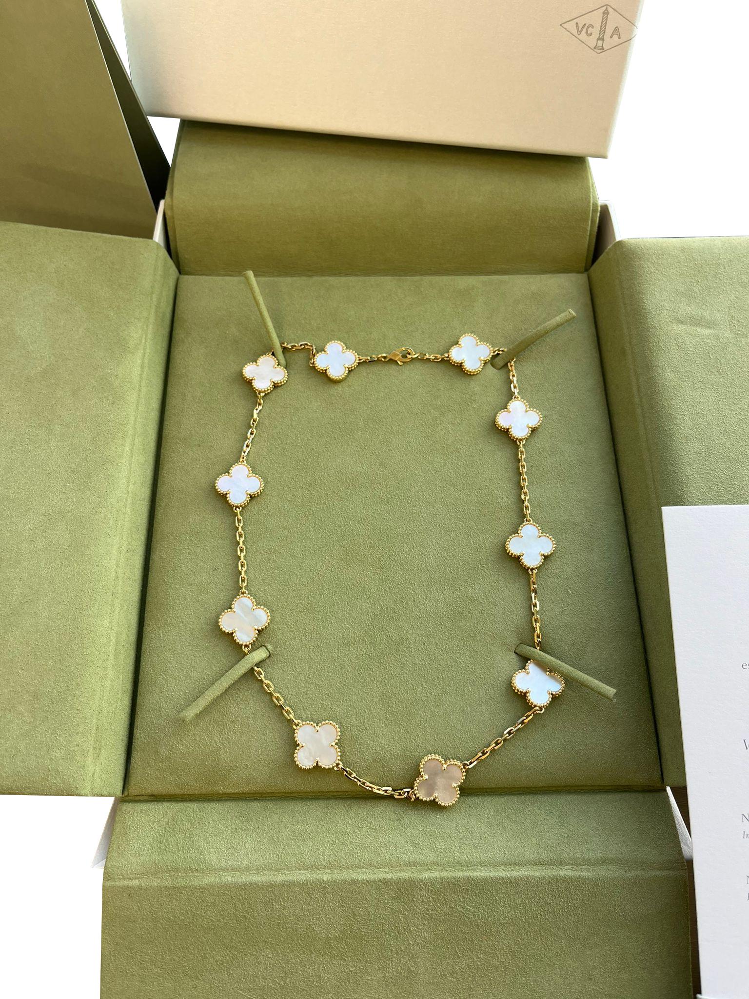 Van Cleef & Arpels 10 Motivi Madre di Perle in Oro 18K Collana Alhambra Vintage in vendita 3