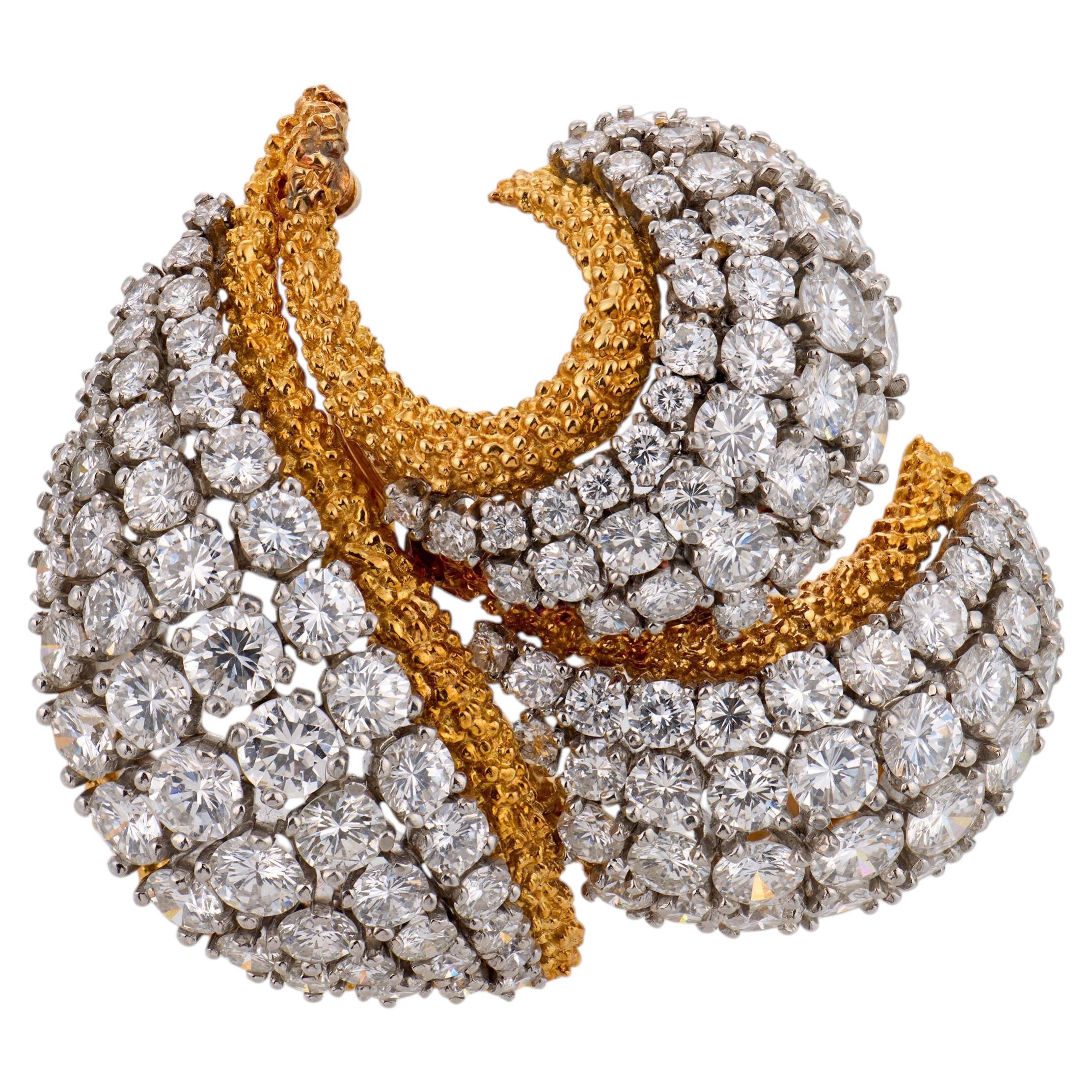 Van Cleef & Arpels 12.00 carat diamond 18k yellow gold brooch