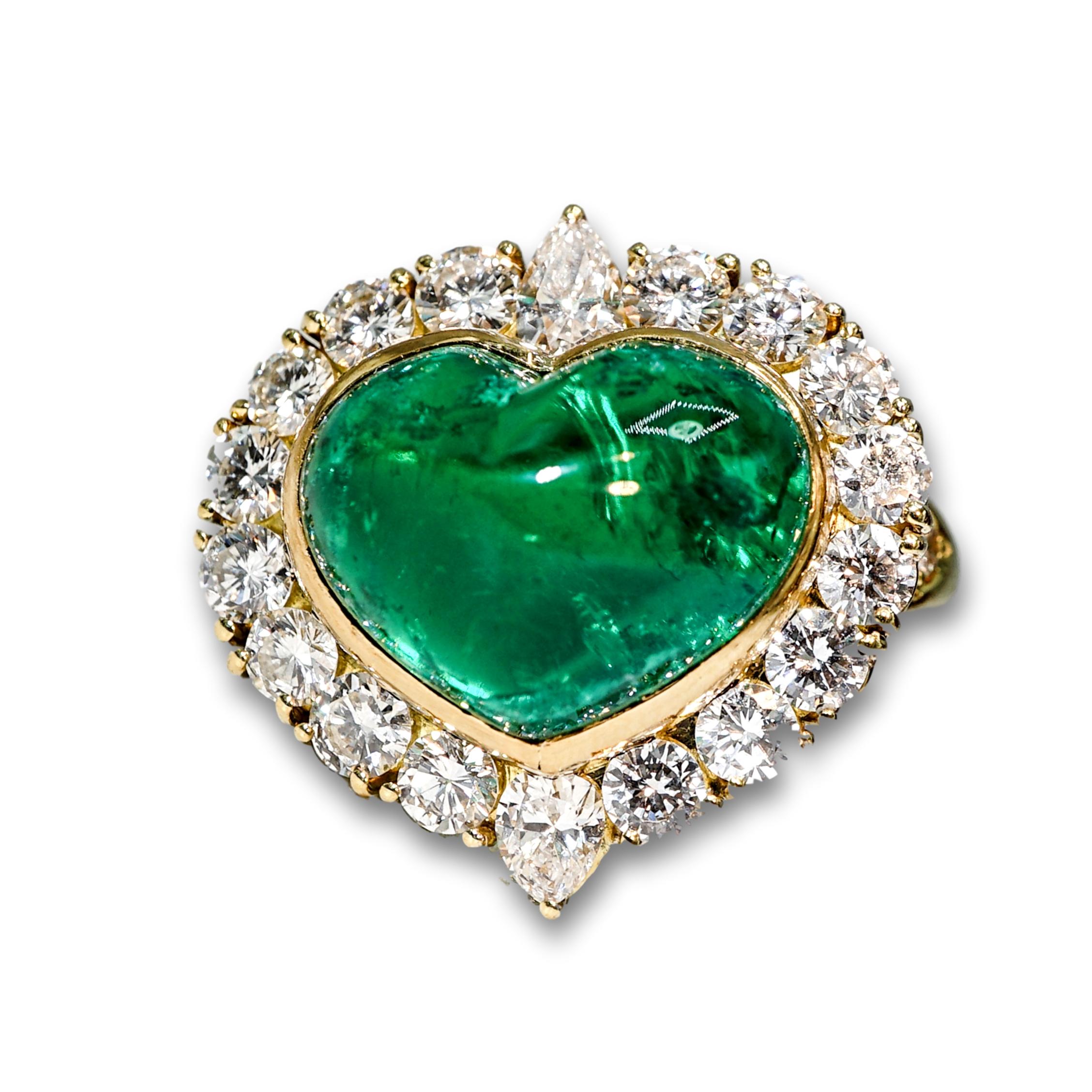 Van Cleef & Arpels 12.04 Karat Diamond and Emerald Ring 1