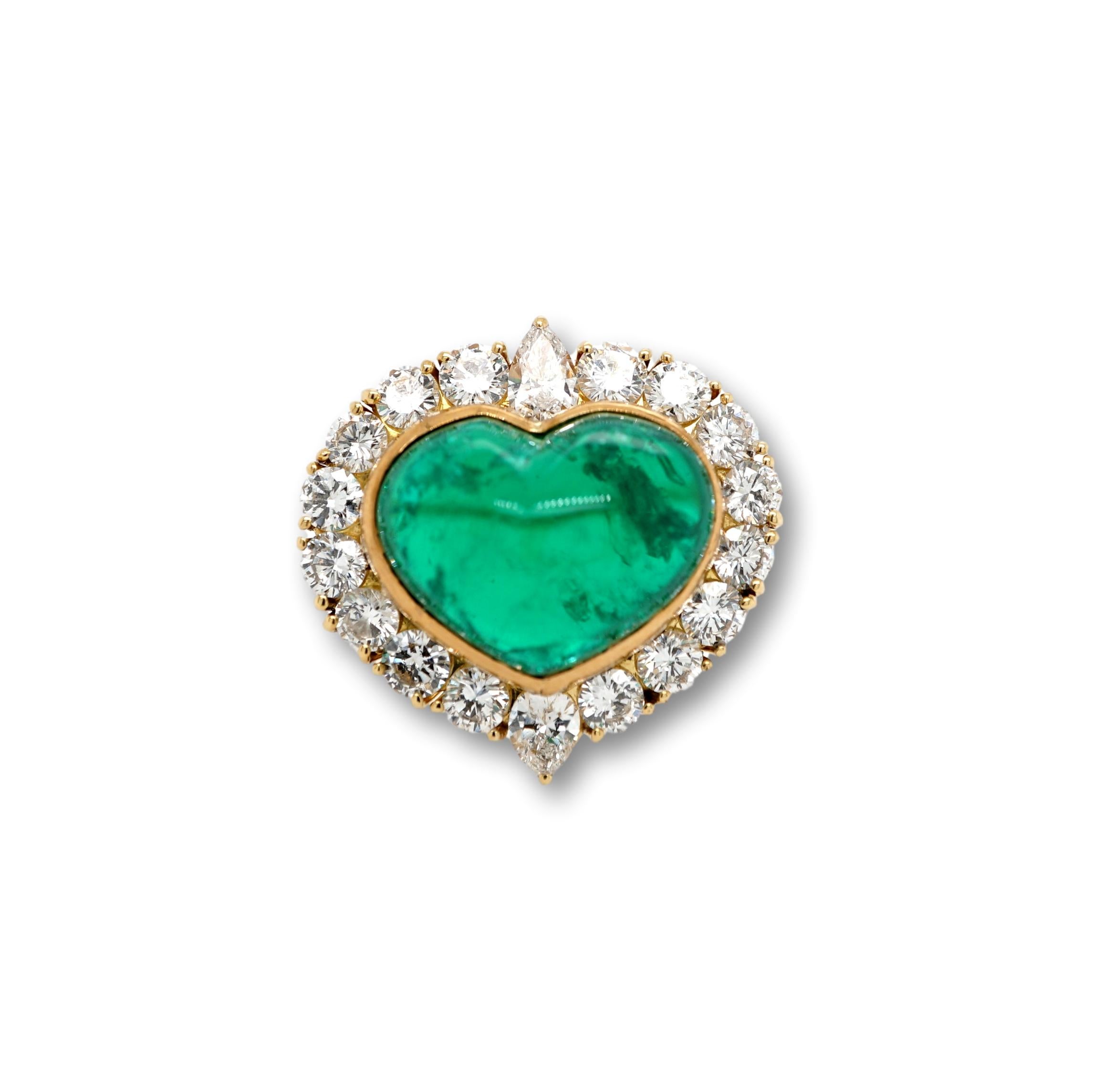 Van Cleef & Arpels 12.04 Karat Diamond and Emerald Ring 2