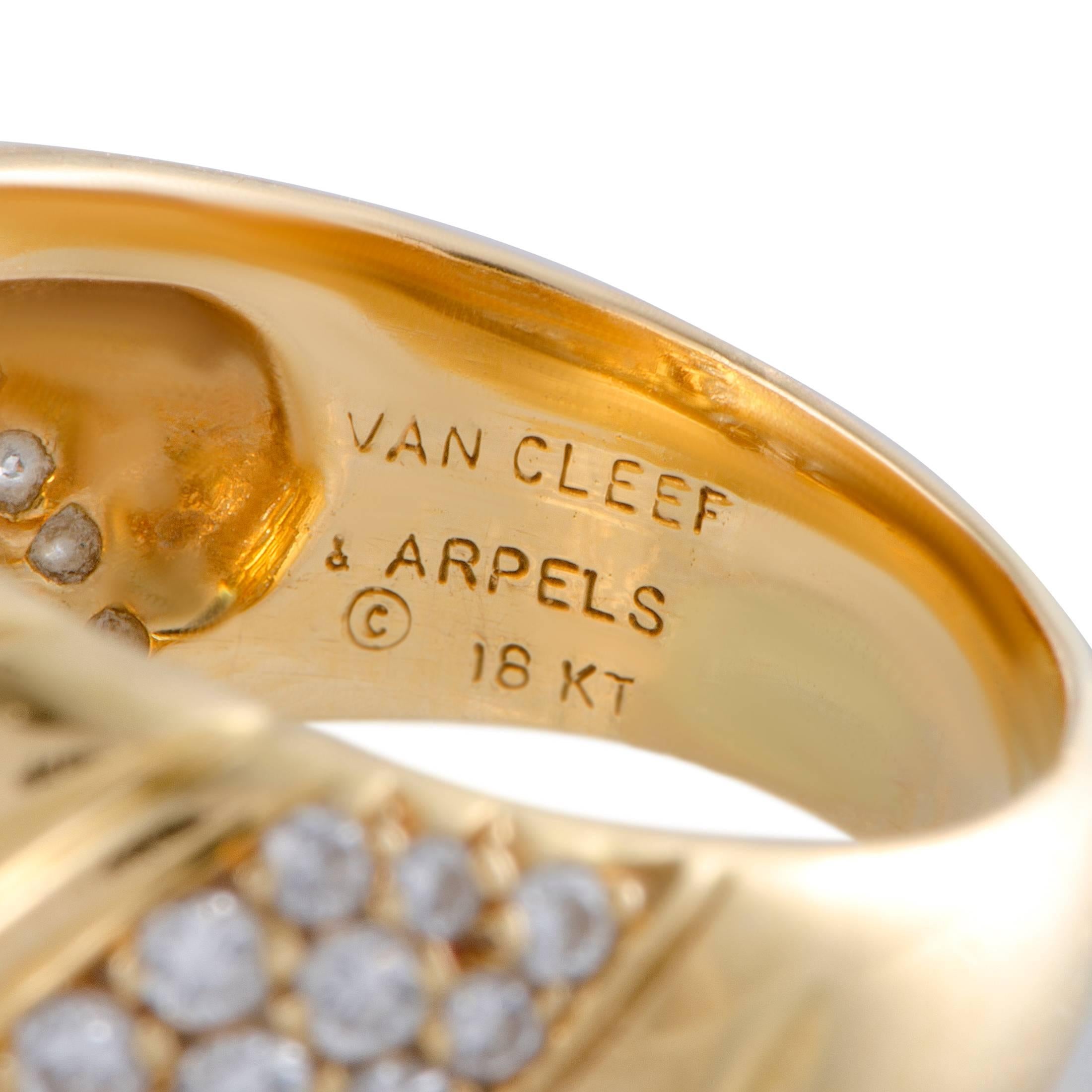 Women's Van Cleef & Arpels 1.25 Carat Diamond Pave Yellow Gold Band Ring