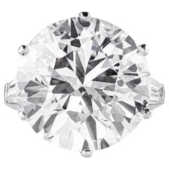 Van Cleef & Arpels Bague de fiançailles à trois pierres 14,83 diamants ronds taillés en brillant