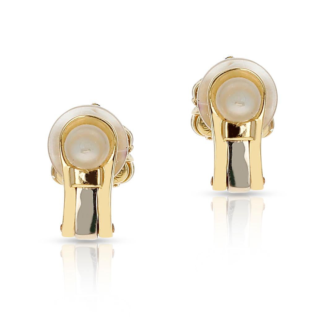 Van Cleef & Arpels 1.50 Carats Round Diamond Fleurette Earrings, 18K Yellow Gold In Excellent Condition In New York, NY