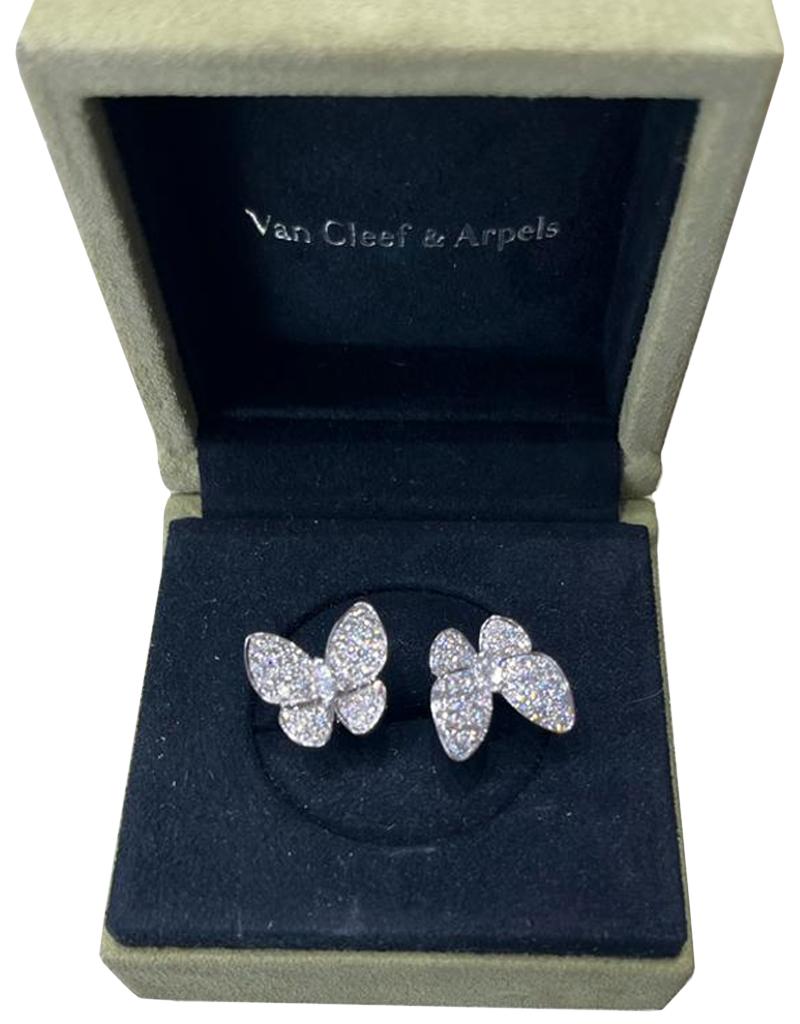 Moderniste Van Cleef & Arpels 1,67ct Deux papillons entre les doigts Bague en or blanc 18K en vente
