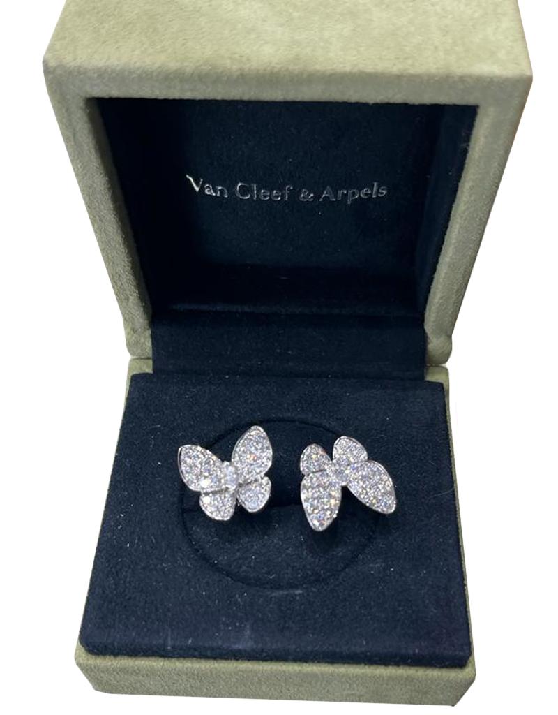 Van Cleef & Arpels 1.67ct Two Butterfly Between the Finger 18K White Gold Ring In Excellent Condition For Sale In Aventura, FL