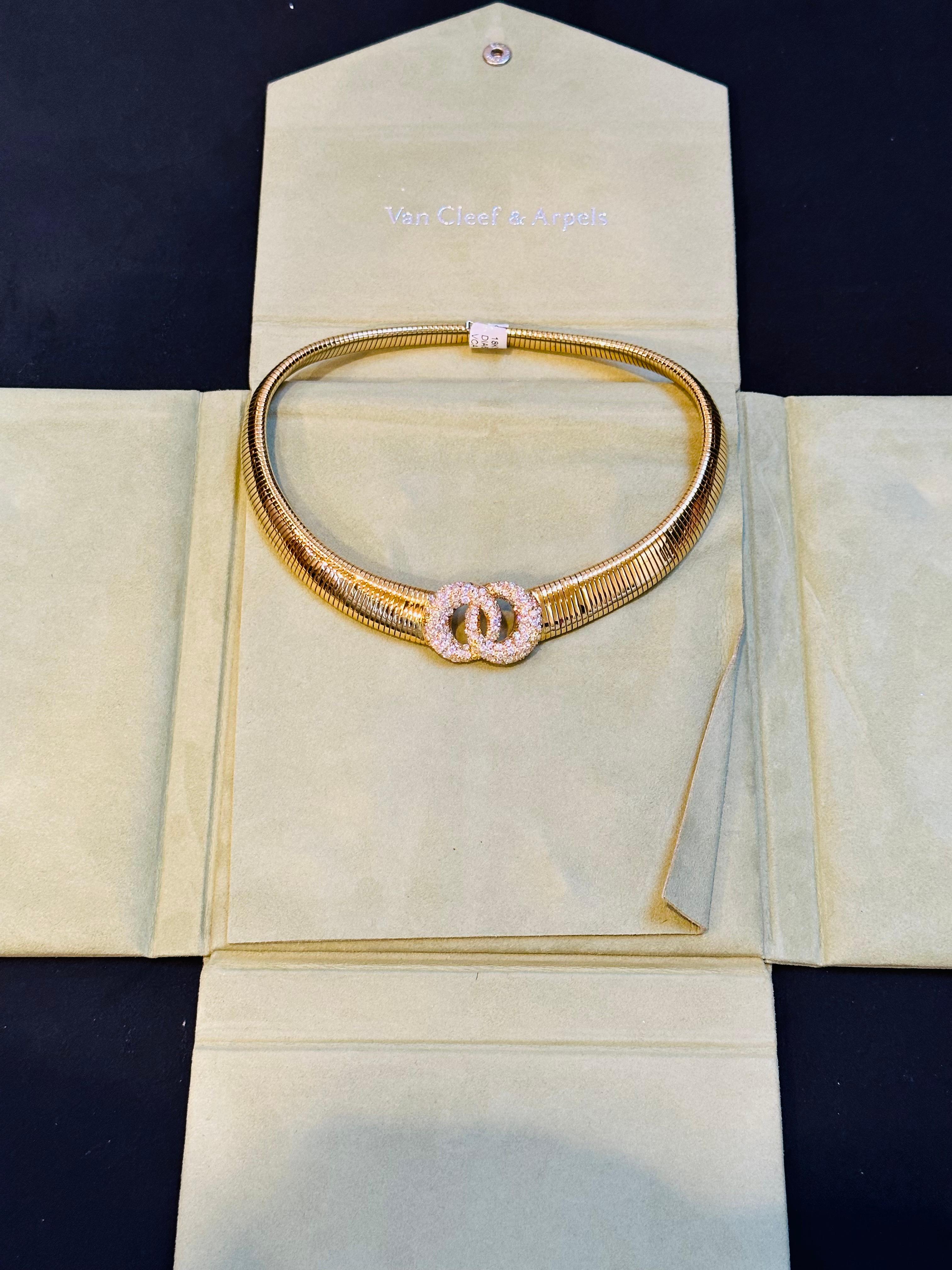 Van Cleef & Arpels 18 Carat Yellow Gold and 6 Ct Diamond Collar/Choker Necklace 3