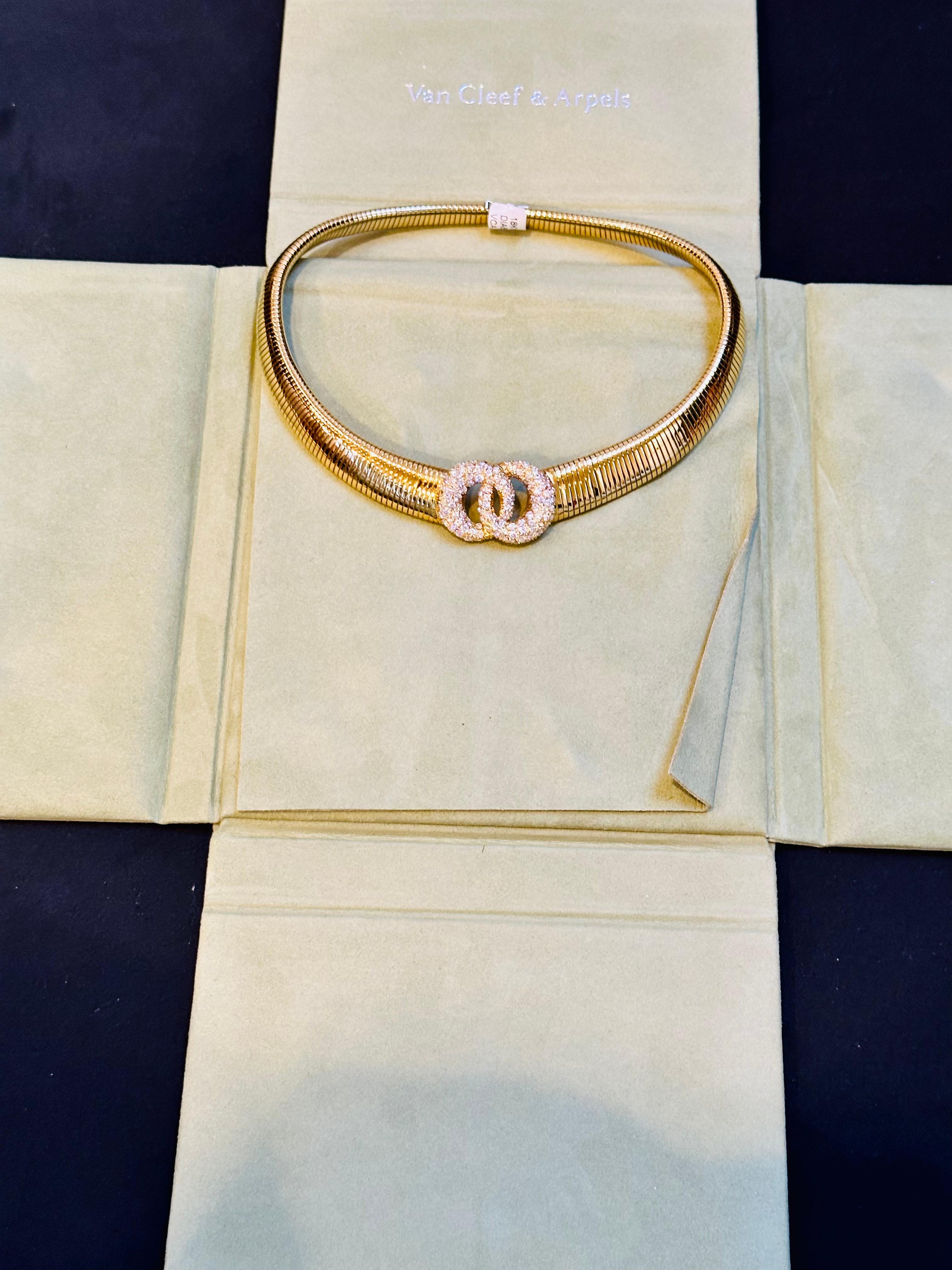 Van Cleef & Arpels Halskette mit Halsband/Halskette aus 18 Karat Gelbgold und 6 Karat Diamanten im Angebot 7