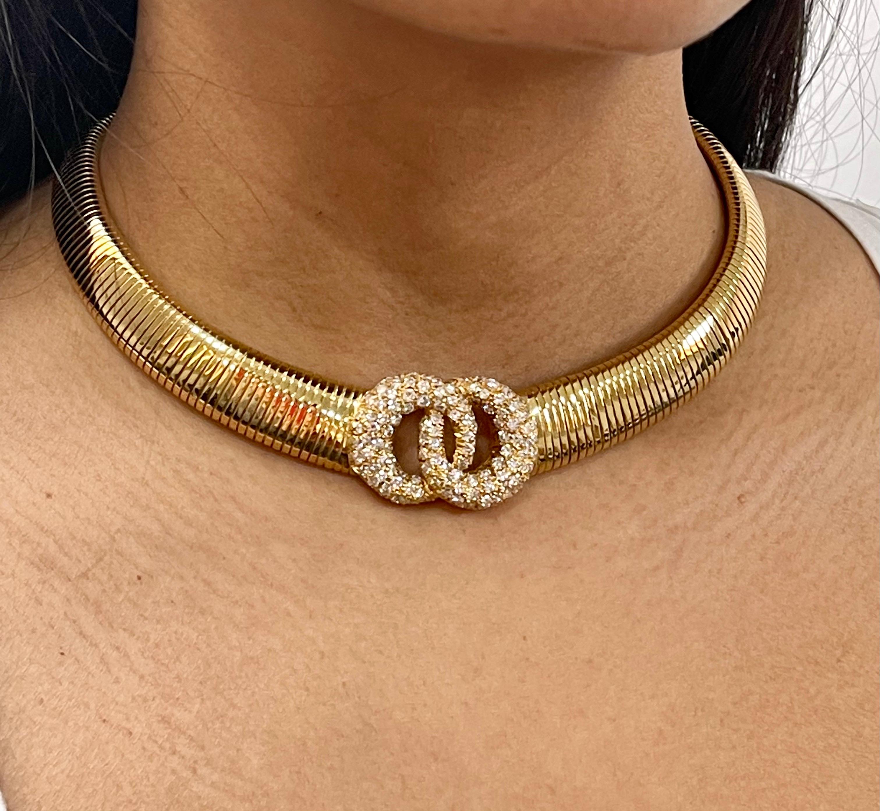 Round Cut Van Cleef & Arpels 18 Carat Yellow Gold and 6 Ct Diamond Collar/Choker Necklace For Sale