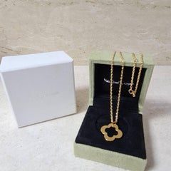 Van Cleef & Arpels 18 ct Yellow Gold Clover Byzantine Alhambra Pendant Necklace