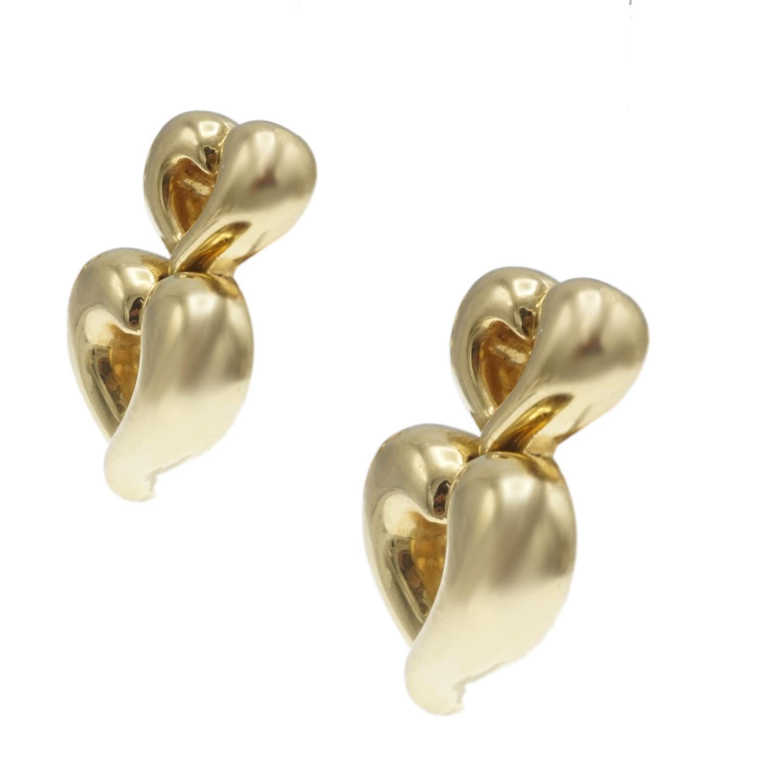 Van Cleef & Arpels 18 Karat Gold Earrings In Excellent Condition In New York, NY