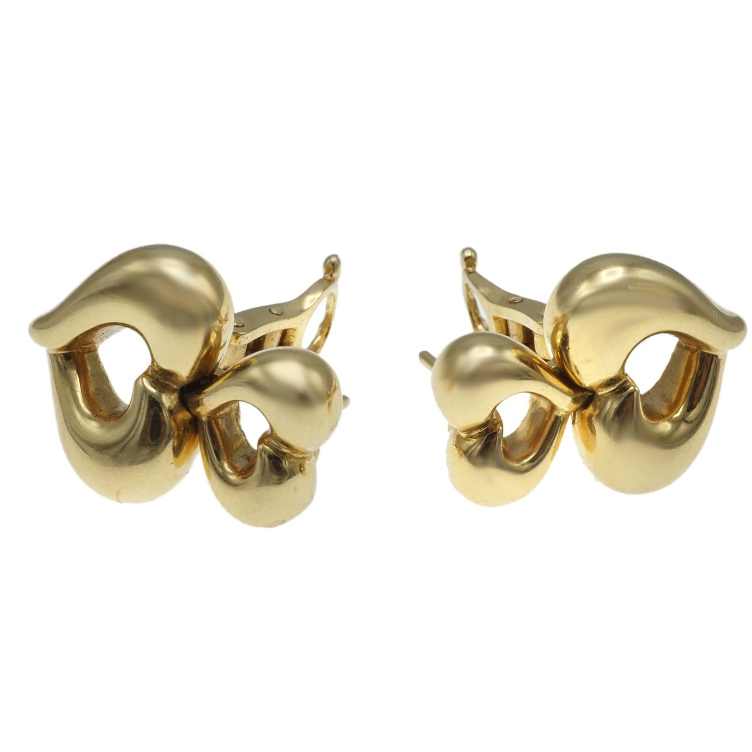 Van Cleef & Arpels 18 Karat Gold Earrings 3