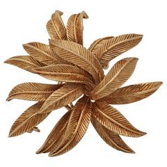 Van Cleef & Arpels, 18 Karat Gold Feather Brooch, circa 1965