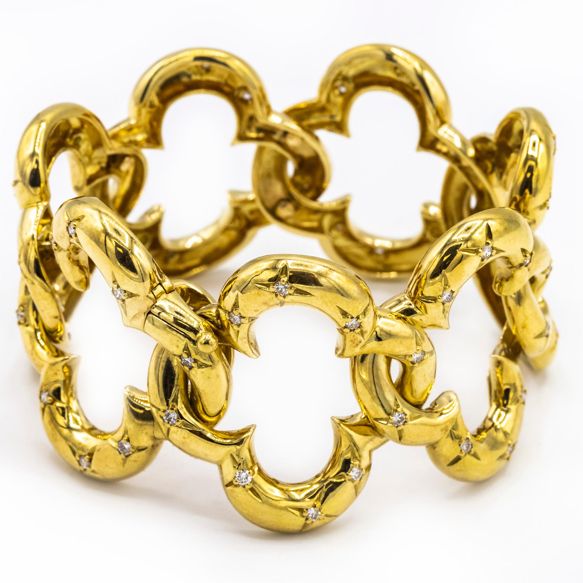 Women's Van Cleef & Arpels 18 Karat Gold Open Link Alhambra Diamond Bracelet