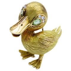 Van Cleef & Arpels 18 Karat Gold Peridot and Diamond Duck Brooch Made in France