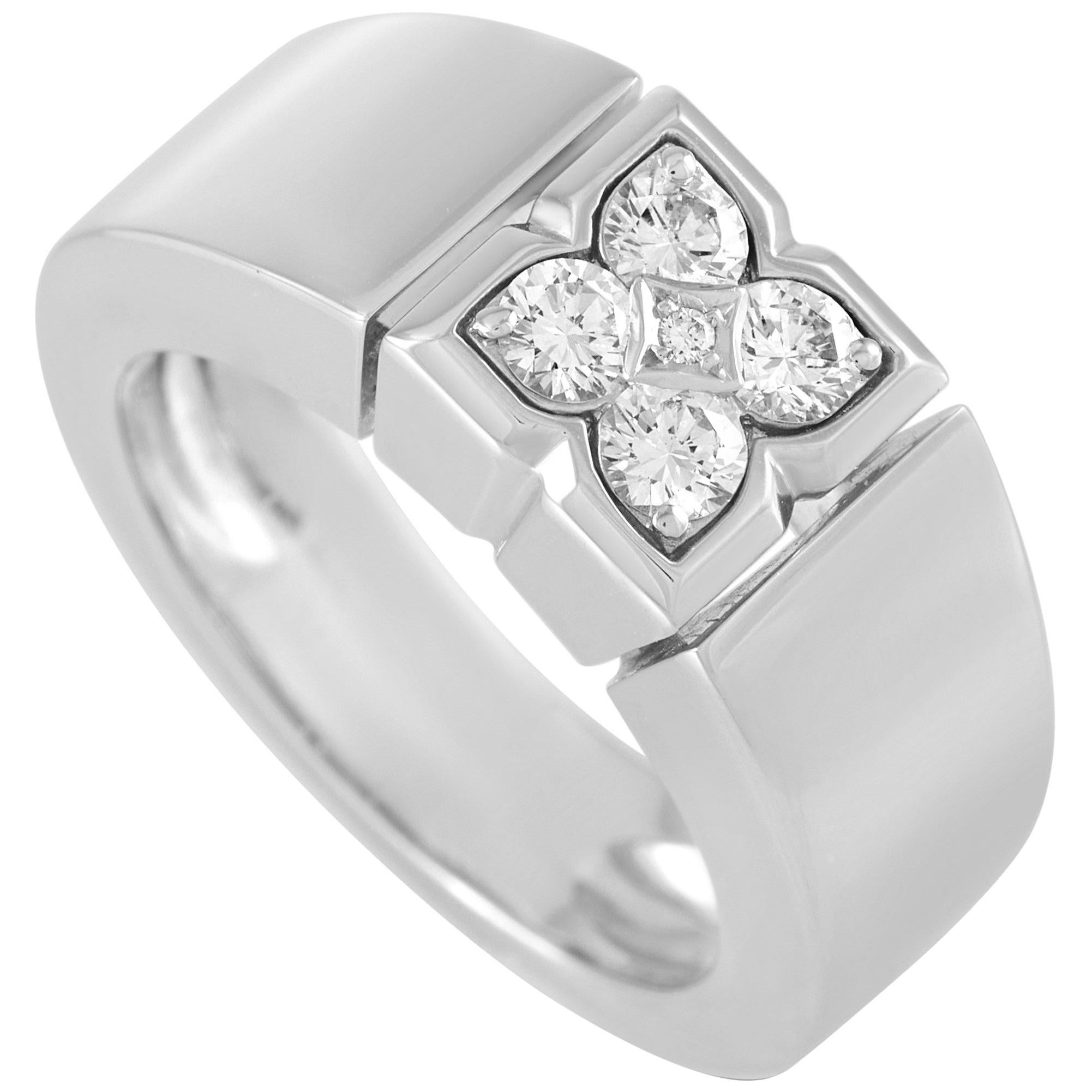 Van Cleef & Arpels 18 Karat White Gold 0.40 Carat Diamond Ring